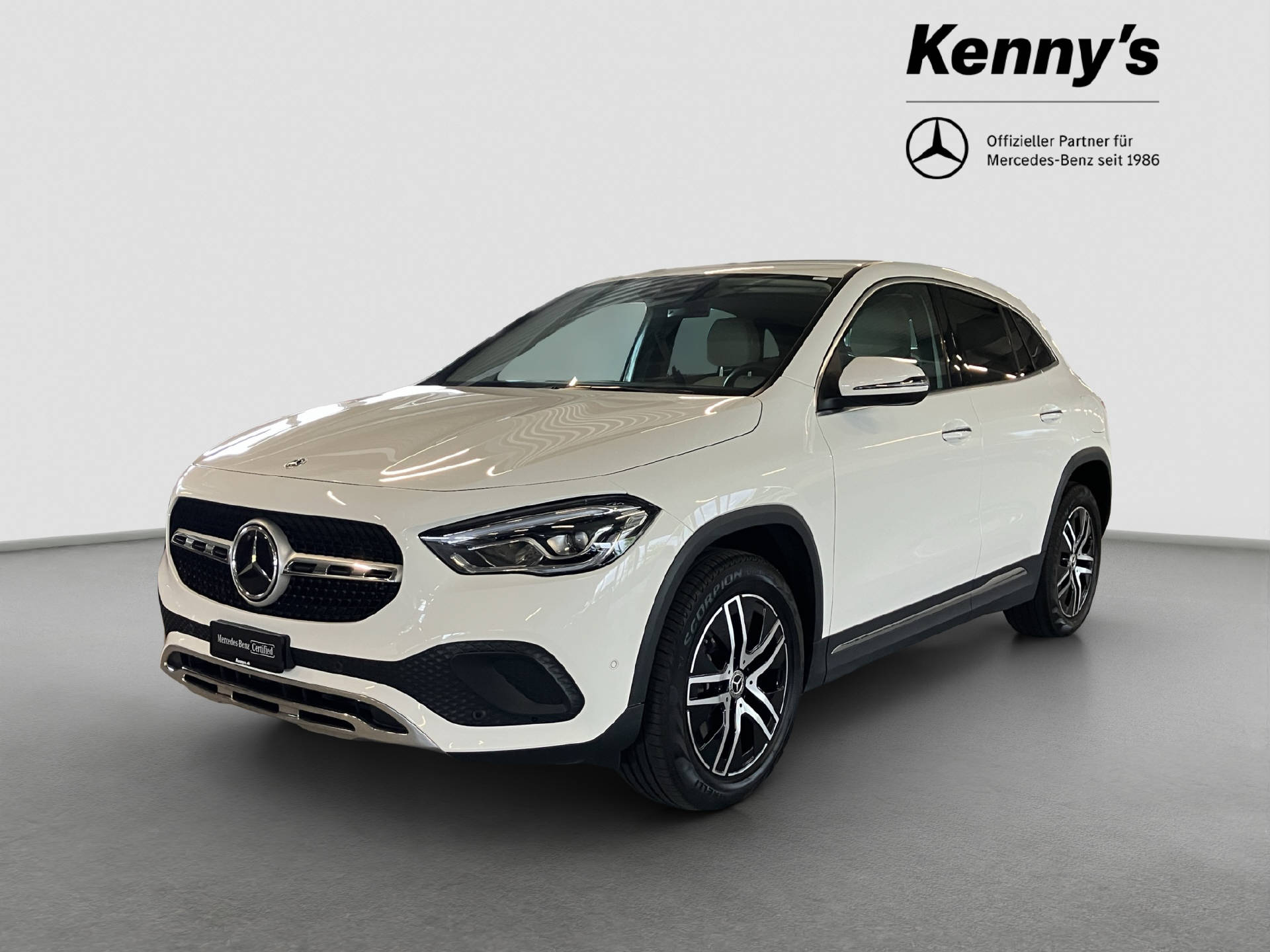 MERCEDES-BENZ GLA 250 e Progressive