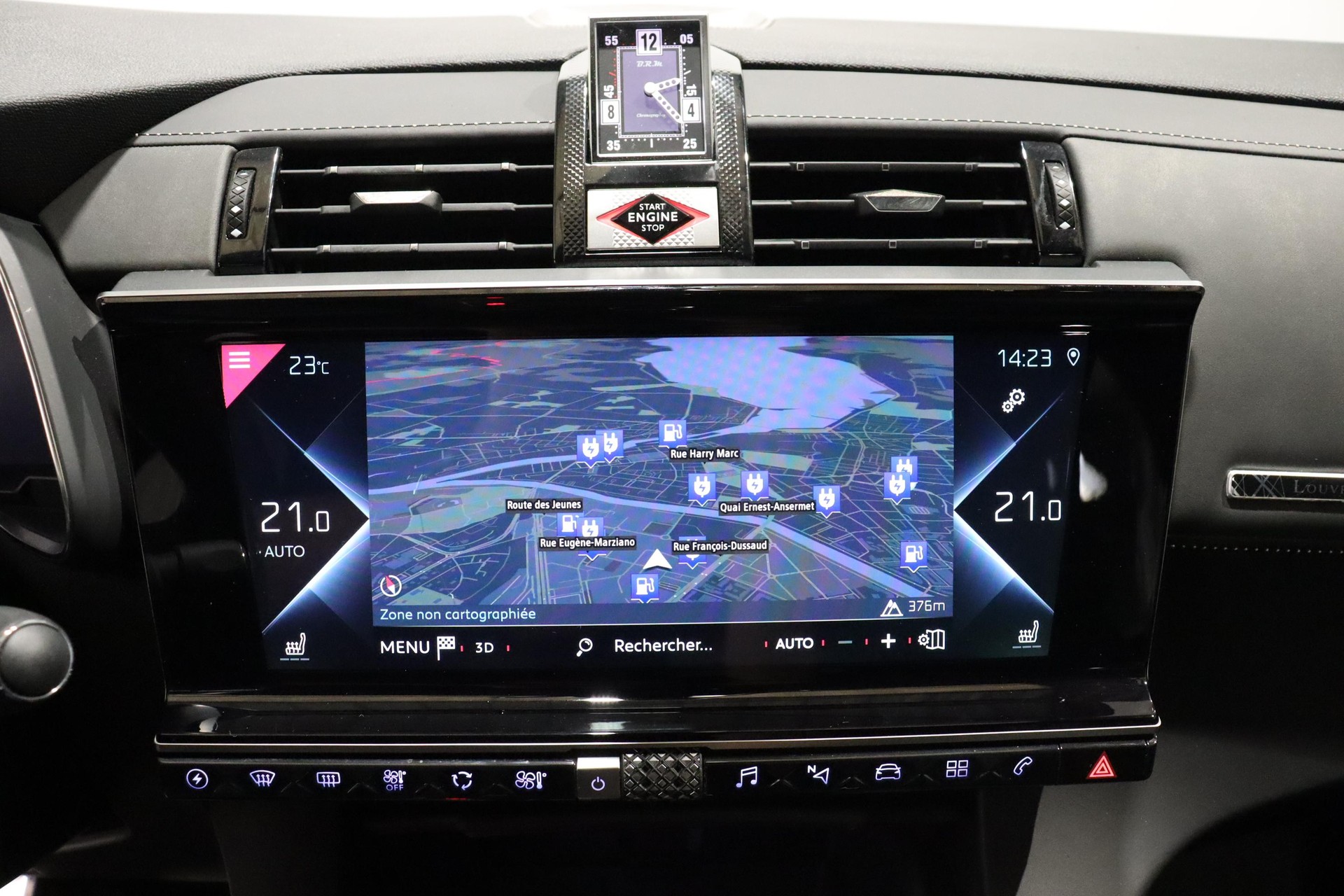 DS AUTOMOBILES 7 Crossback 1.6 E-Tense Louvre 4x4-image-9