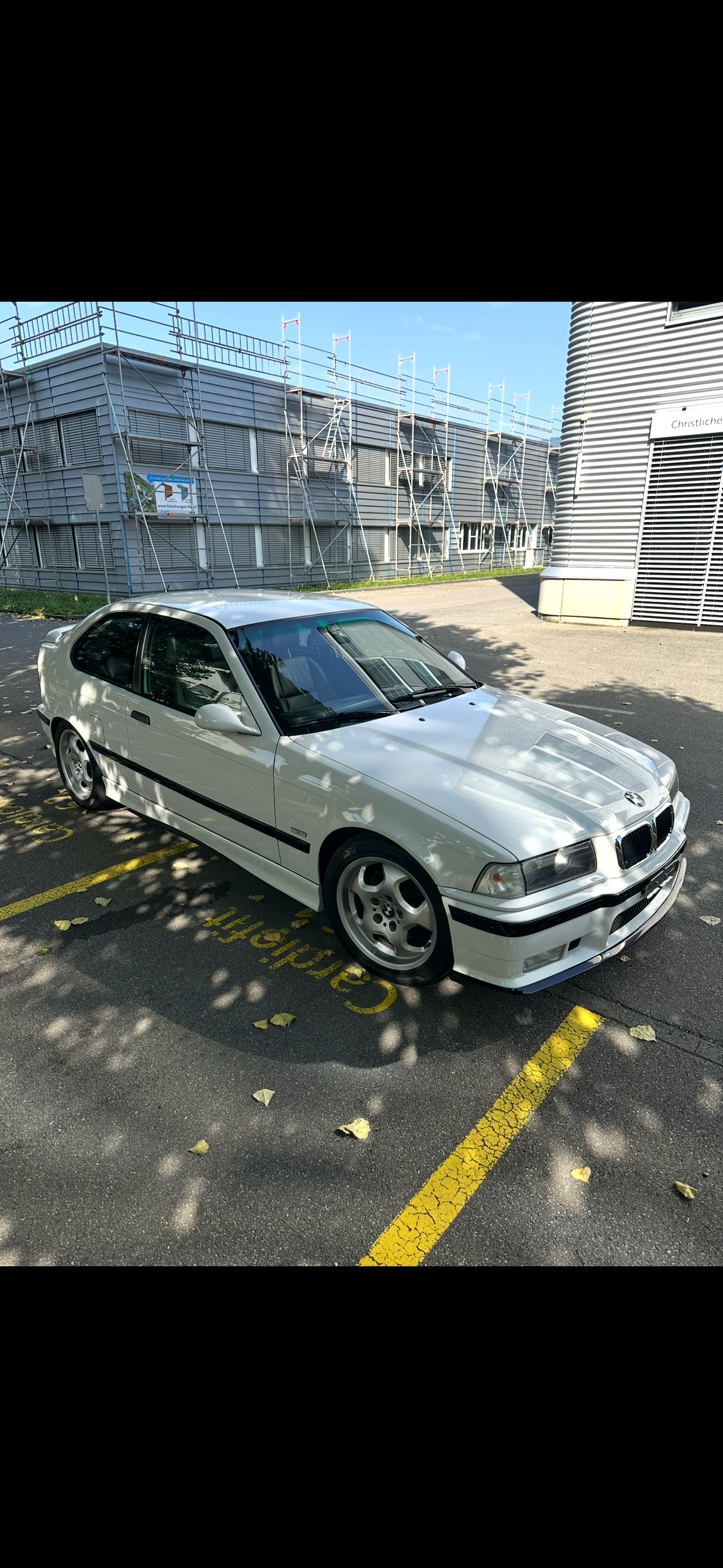 BMW 323ti ABS dAiB-image-6