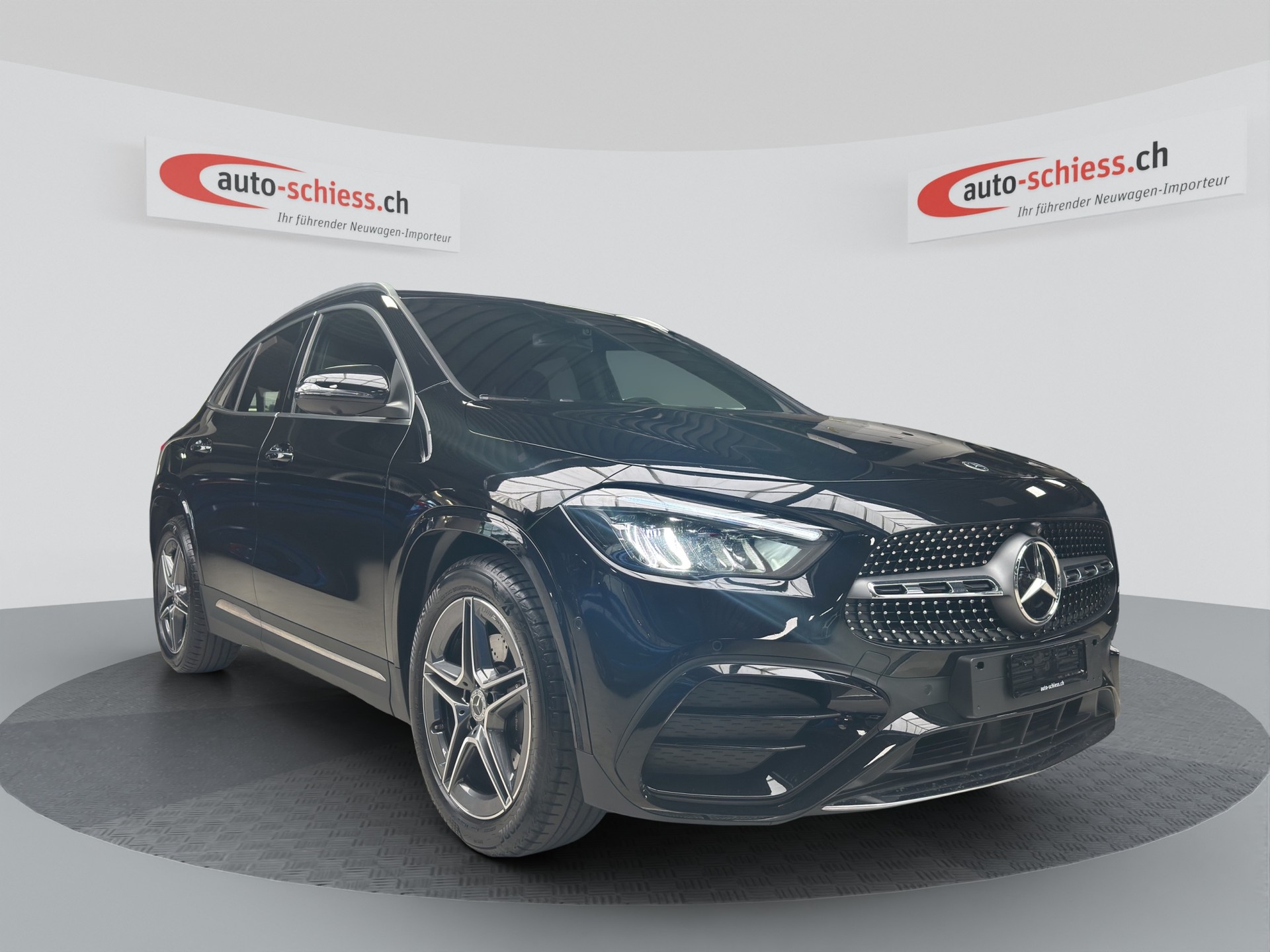 MERCEDES-BENZ GLA 200 7G-DCT AMG Edition-image-0