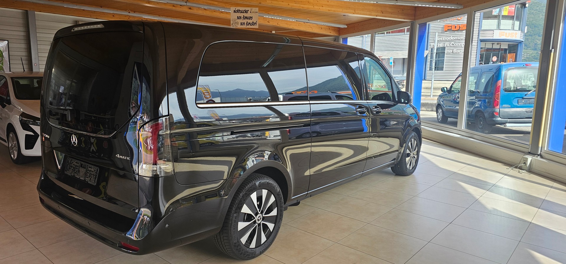 MERCEDES-BENZ V 250 d extralang Avantgarde 4Matic 9G-Tronic-image-1