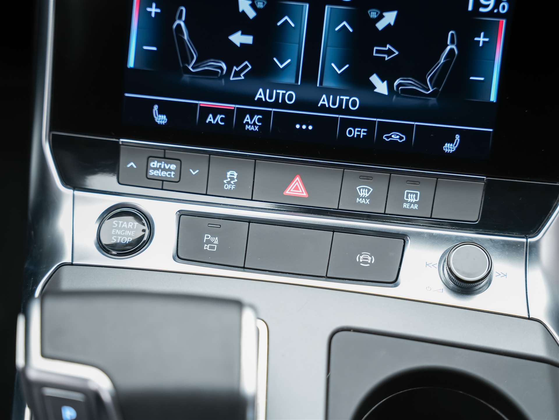 AUDI A6 Avant 40 TDI quattro S-tronic *Facelift*21"*Assistenzpaket Tour*Matrix*Leder*Bang&Olufsen*-image-22