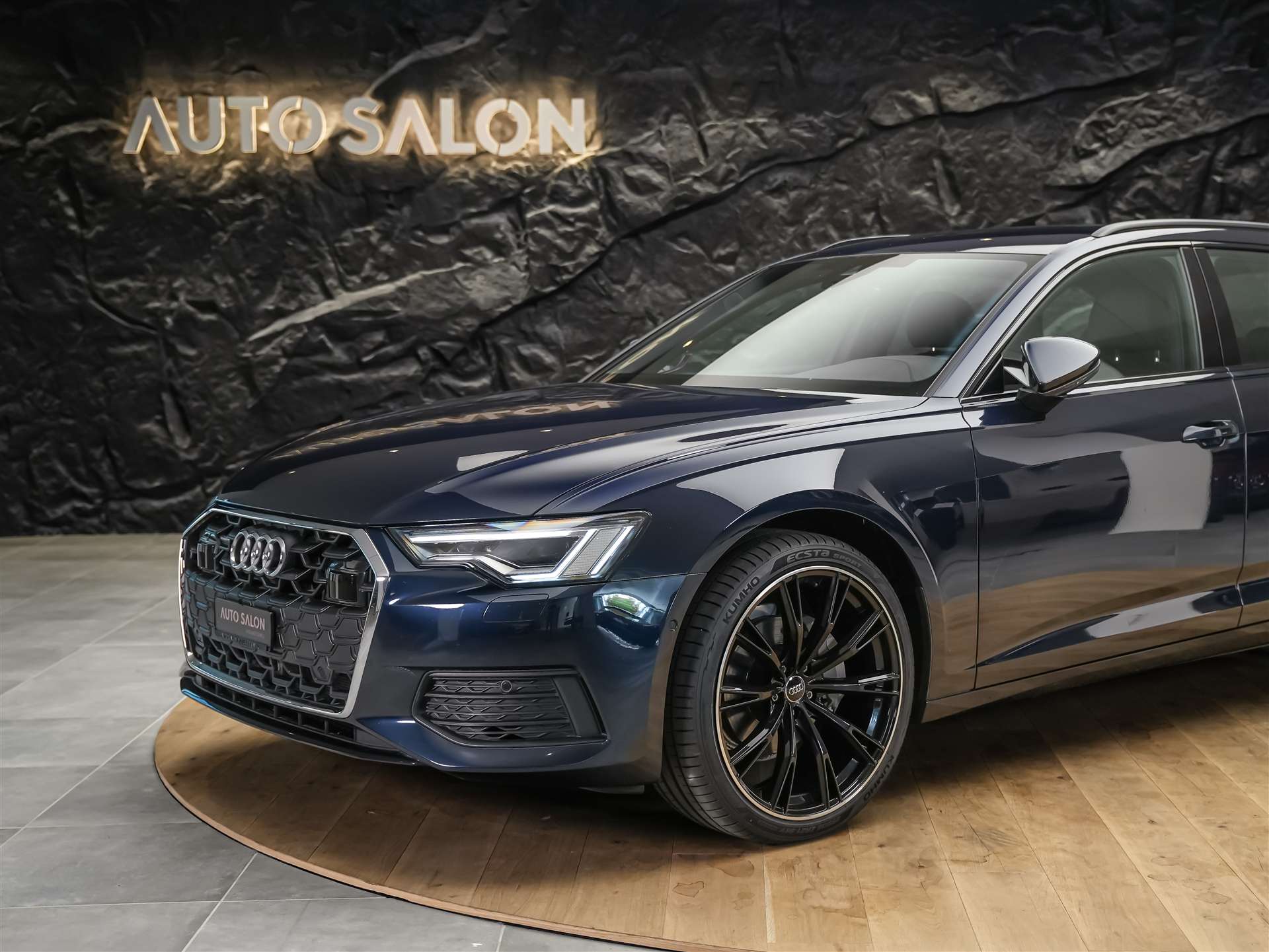 AUDI A6 Avant 40 TDI quattro S-tronic *Facelift*21"*Assistenzpaket Tour*Matrix*Leder*Bang&Olufsen*-image-14