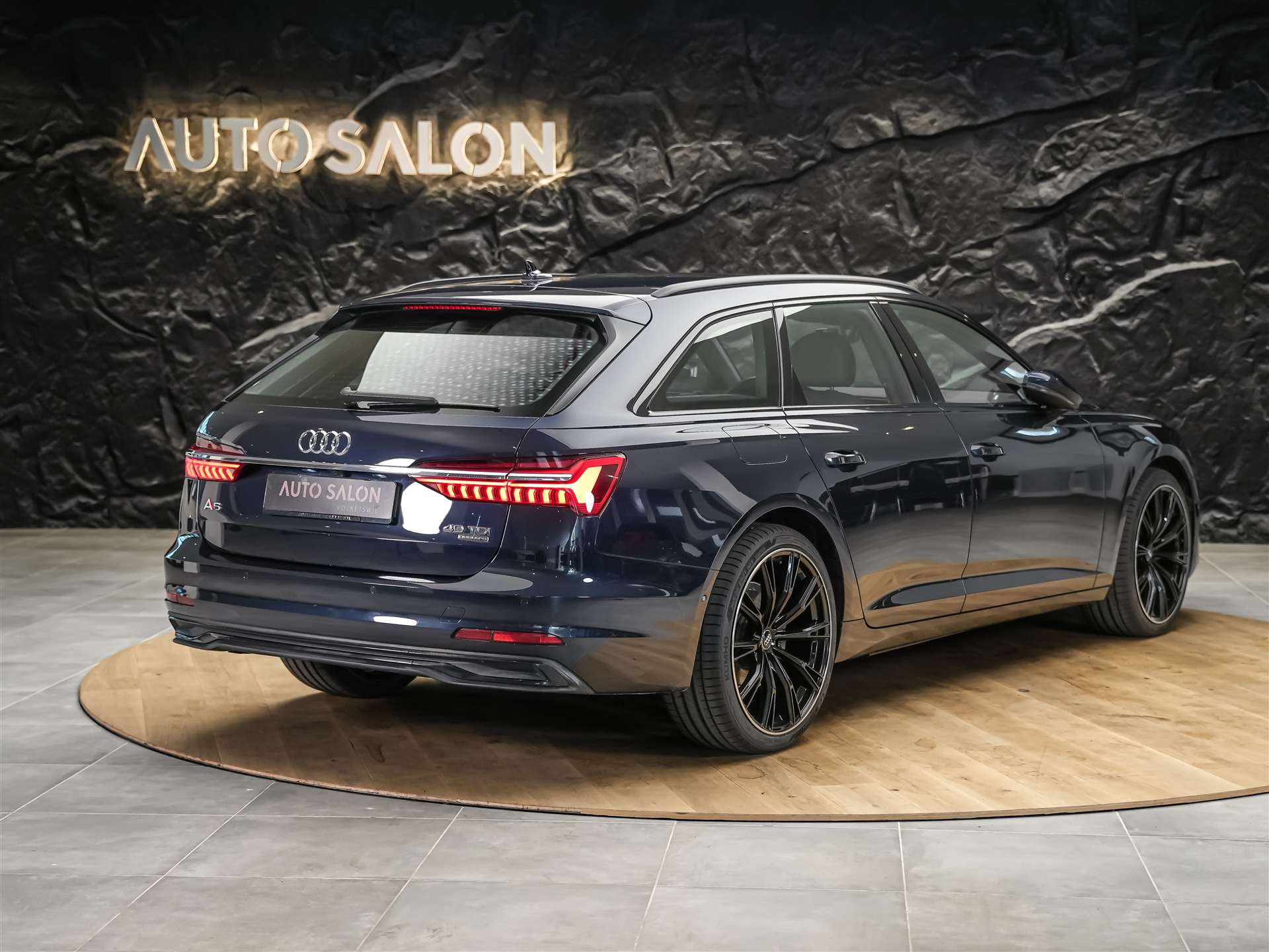 AUDI A6 Avant 40 TDI quattro S-tronic *Facelift*21"*Assistenzpaket Tour*Matrix*Leder*Bang&Olufsen*-image-5