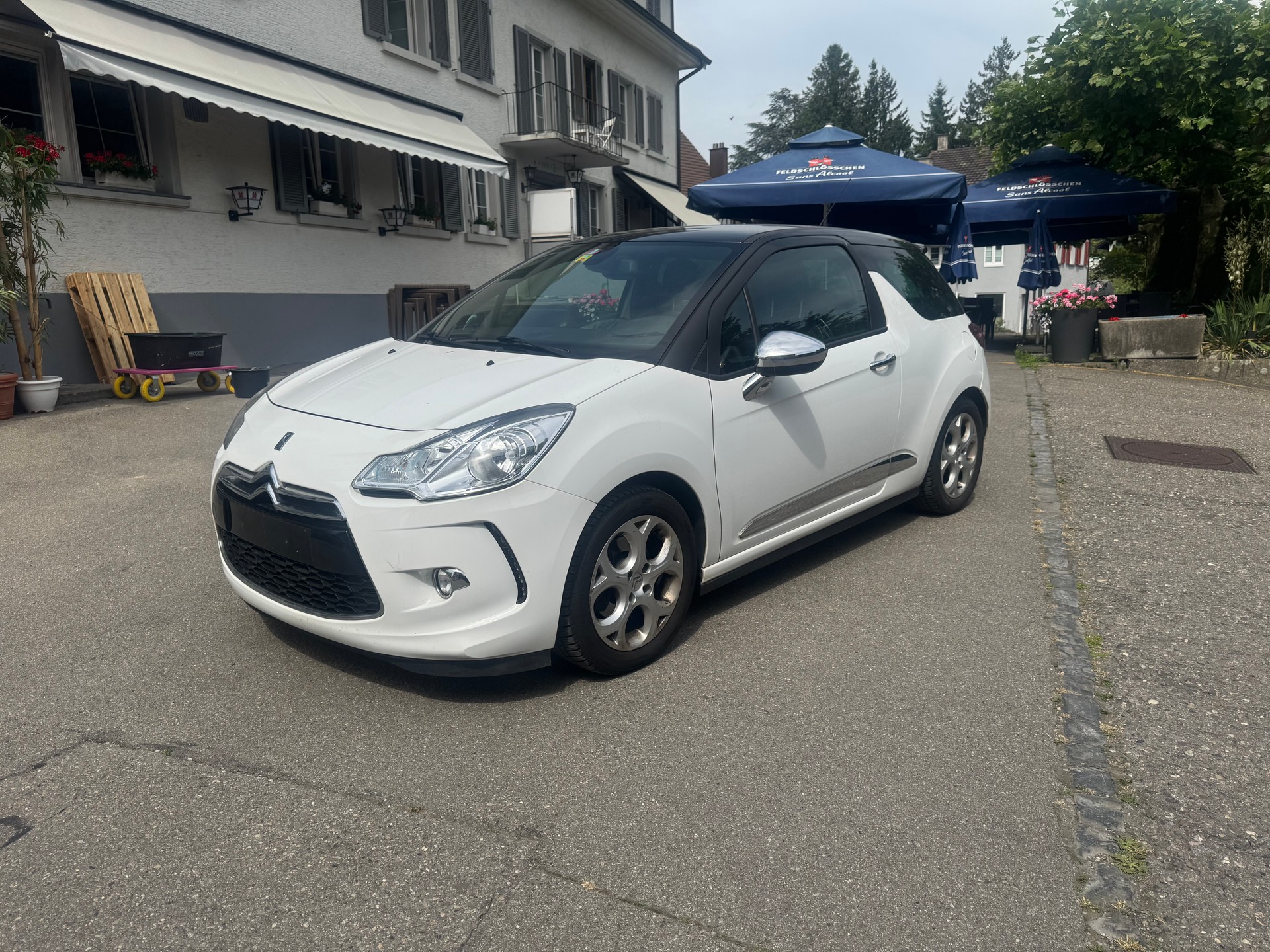 DS AUTOMOBILES DS3 1.6 THP Sport Chic-image-1