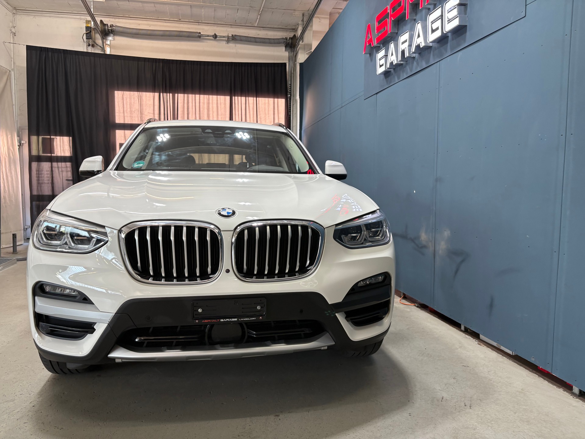 BMW X3 xDrive 20d Paddles XLINE-image-2