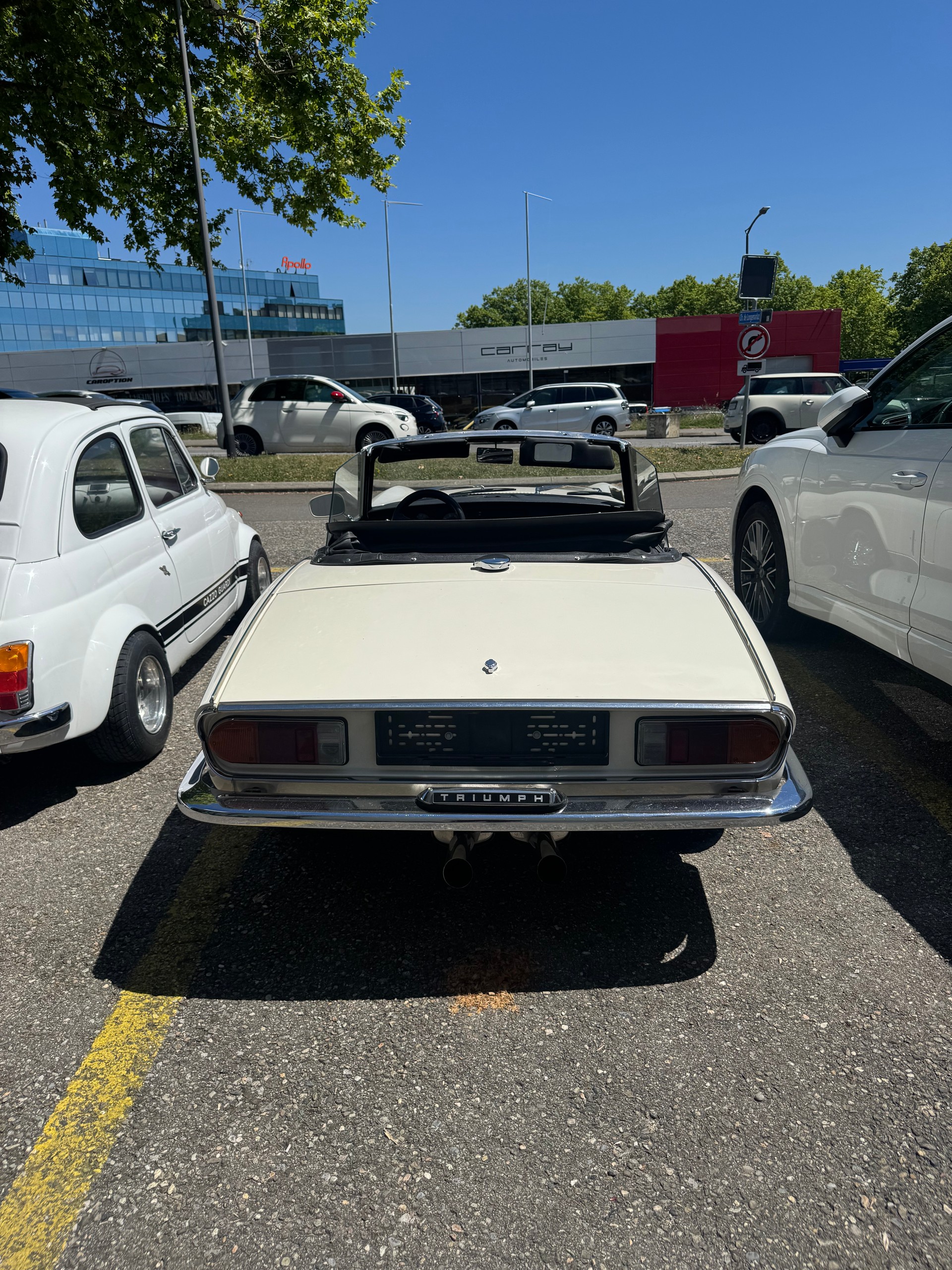 TRIUMPH IV-image-3