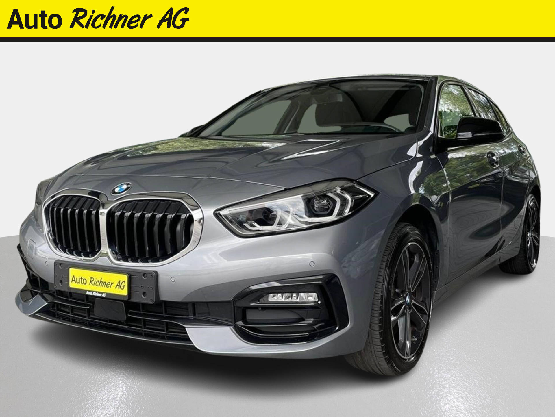 BMW 118i-image-1