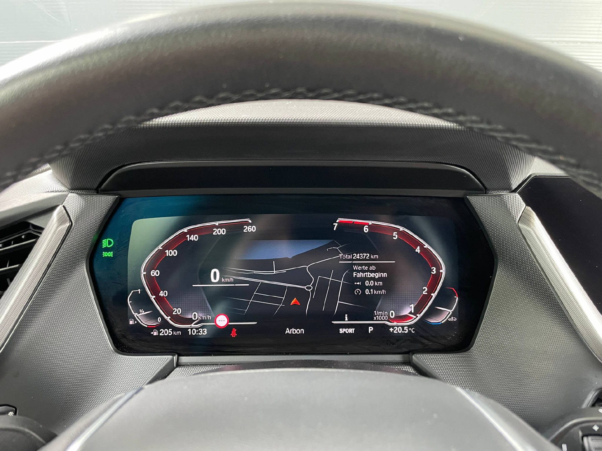 BMW 118i-image-8
