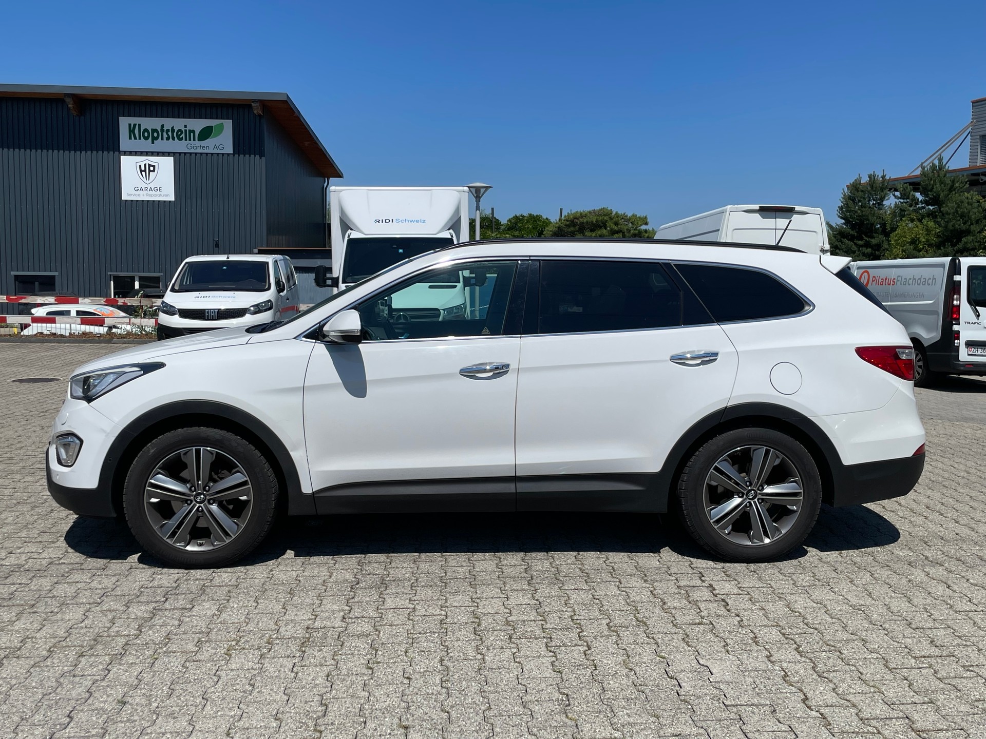 HYUNDAI Gr.SantaFe 2.2 CRDI Vertex 4WD Automatic * 7 Plätzer *-image-2
