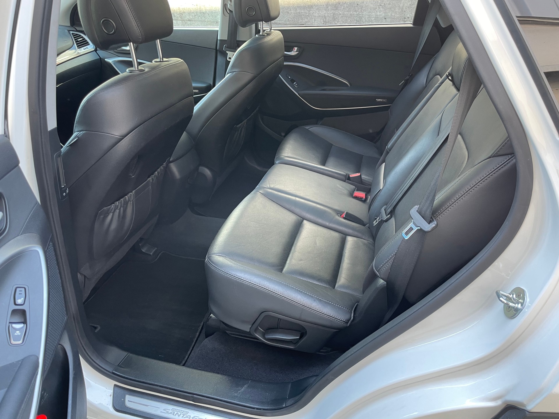 HYUNDAI Gr.SantaFe 2.2 CRDI Vertex 4WD Automatic * 7 Plätzer *-image-14