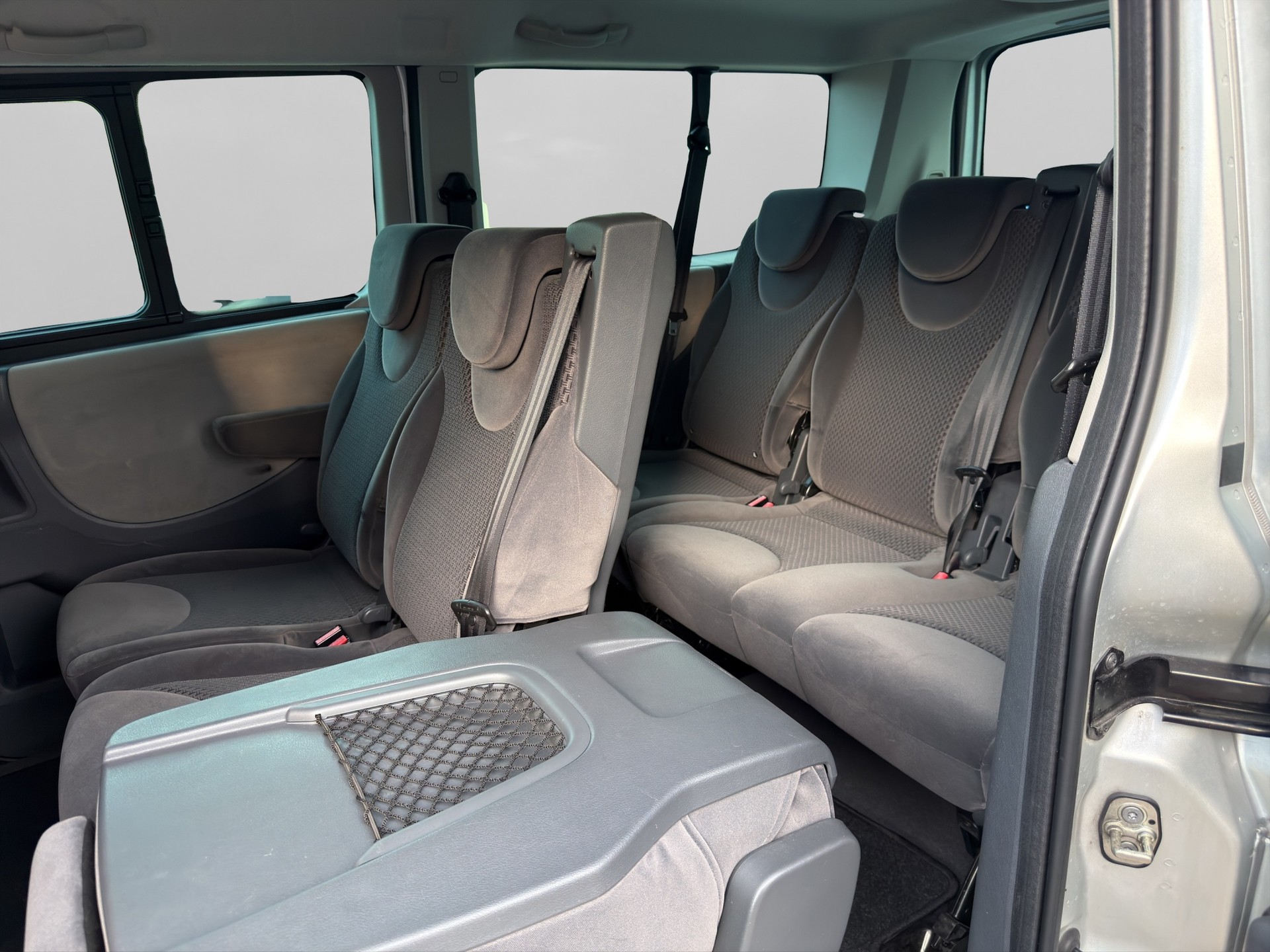 CITROEN Jumpy 2.0 HDi L2H1 Exclusive A-image-12
