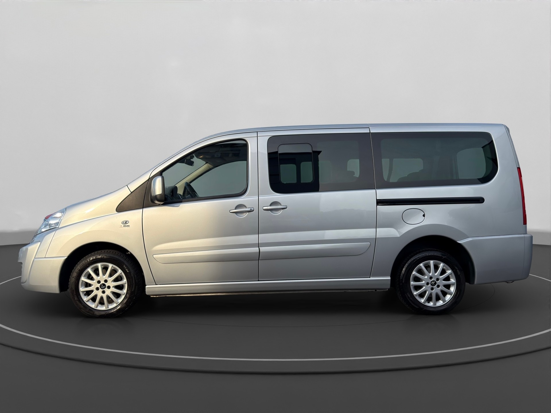CITROEN Jumpy 2.0 HDi L2H1 Exclusive A-image-1