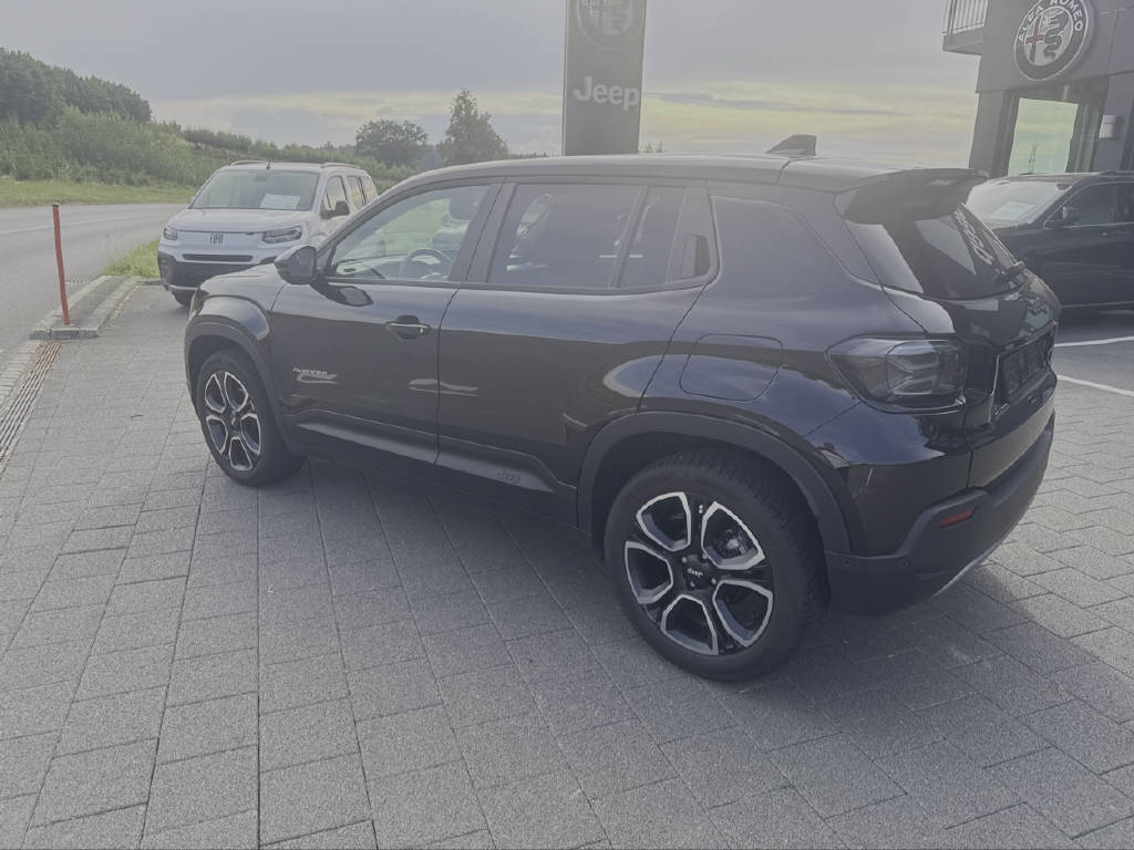 JEEP Avenger 1.2 MHEV Summit-image-5
