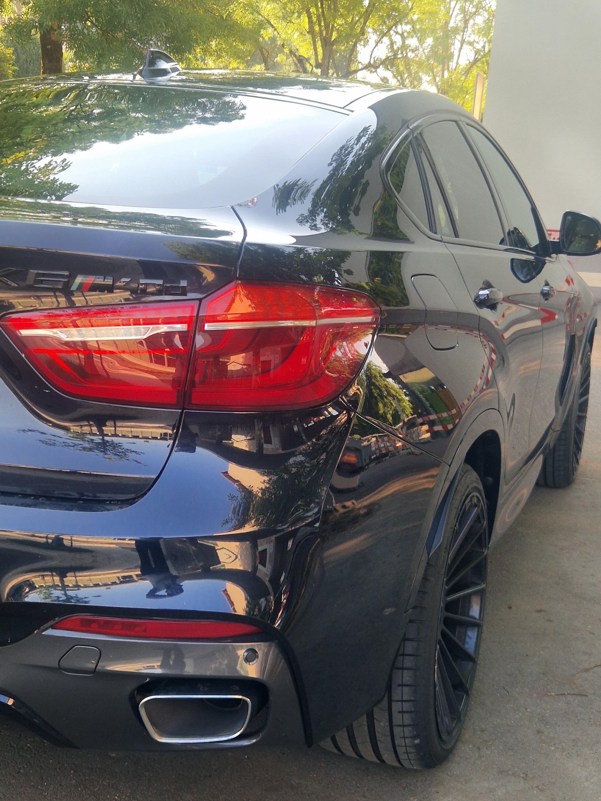 BMW XDrive 40d M-Packed-image-9
