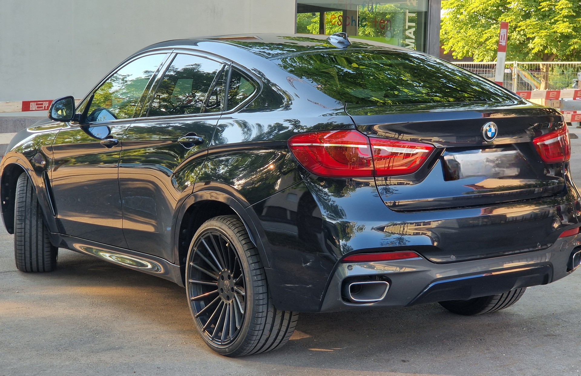 BMW XDrive 40d M-Packed-image-7