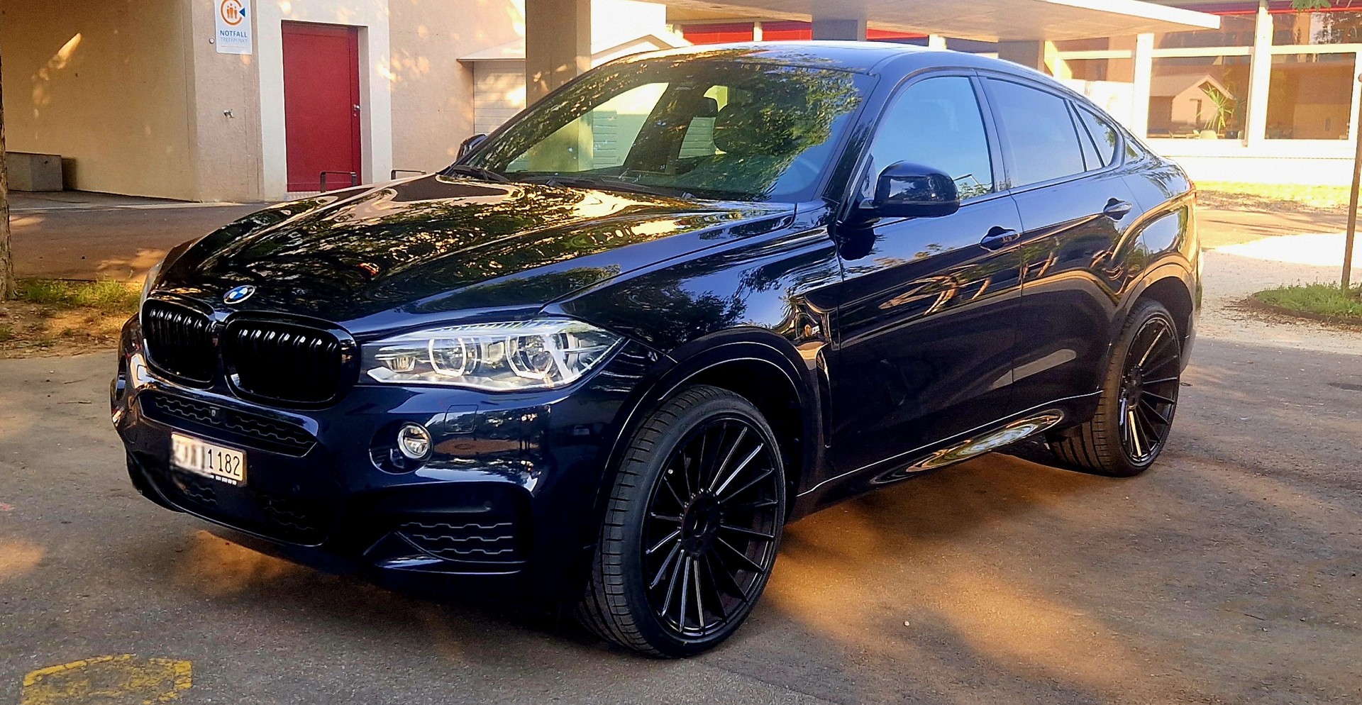 BMW XDrive 40d M-Packed-image-0