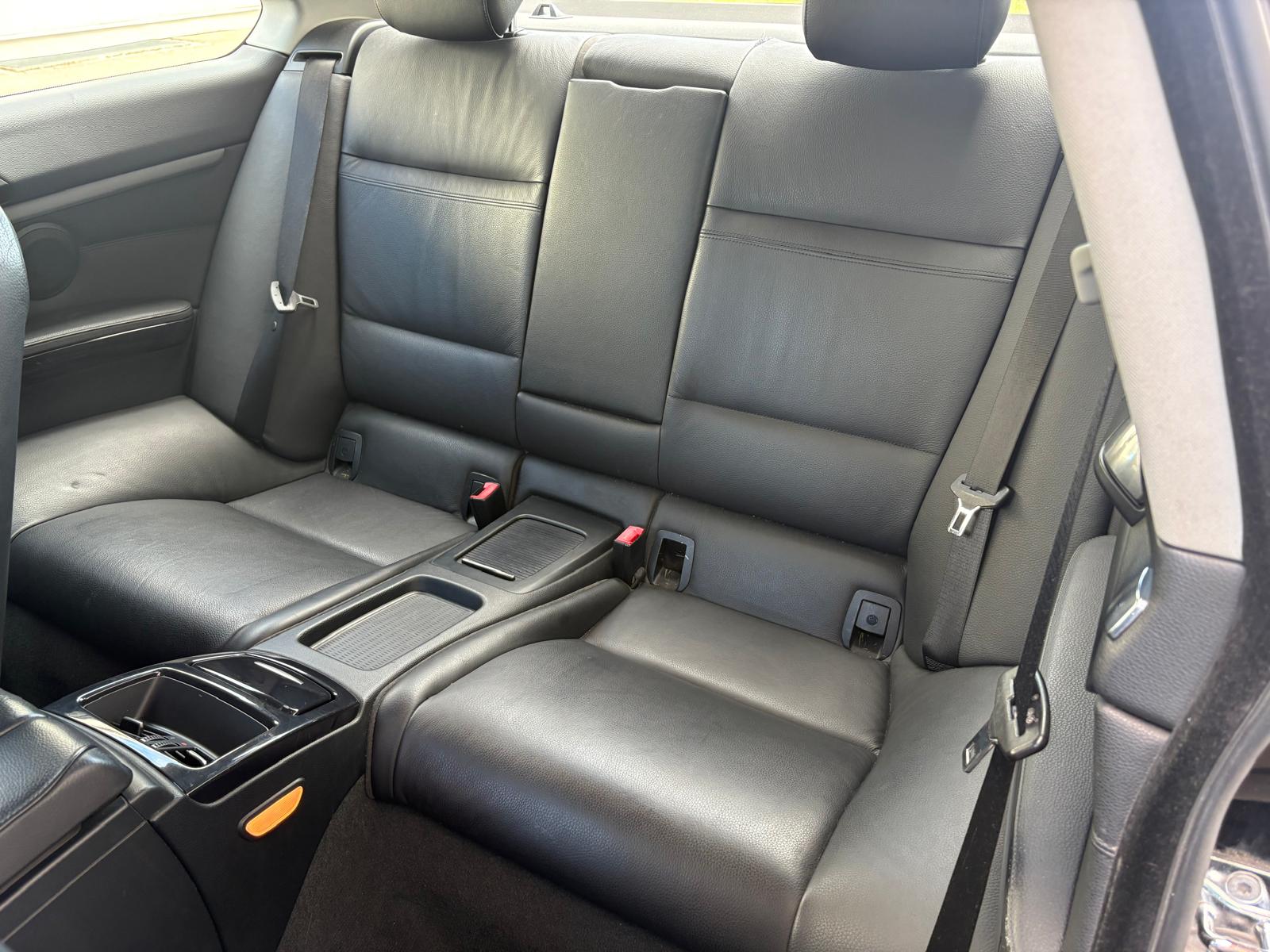 BMW 320i Coupé 6-G Sport Leder-image-9