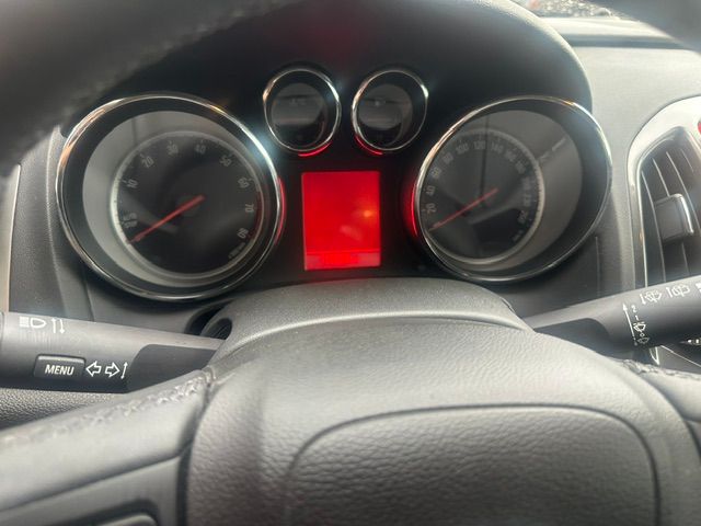 OPEL Astra 1.4i 16V Turbo-image-12