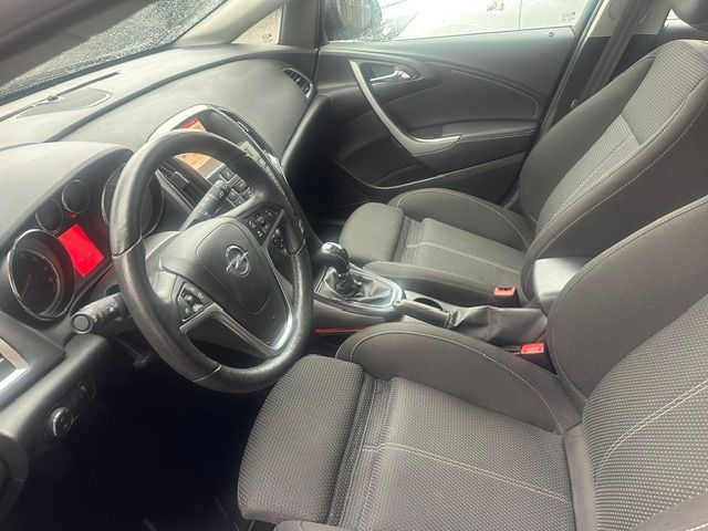 OPEL Astra 1.4i 16V Turbo-image-6