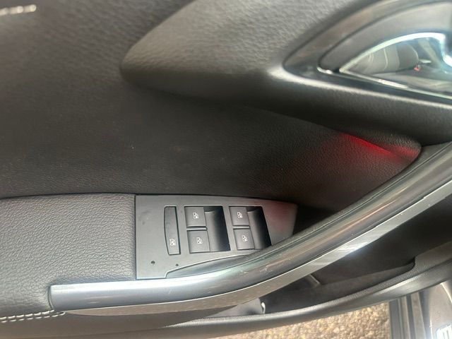 OPEL Astra 1.4i 16V Turbo-image-10