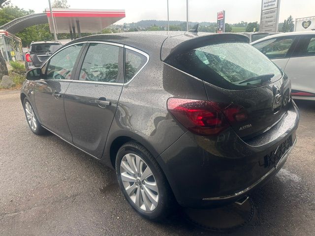 OPEL Astra 1.4i 16V Turbo-image-3