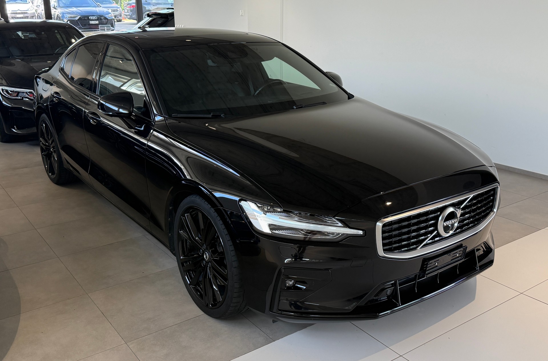 VOLVO S60 T6 AWD R-Design Geartronic ***CH-Fahrzeug***4x4***310PS***Panoramadach-image-9