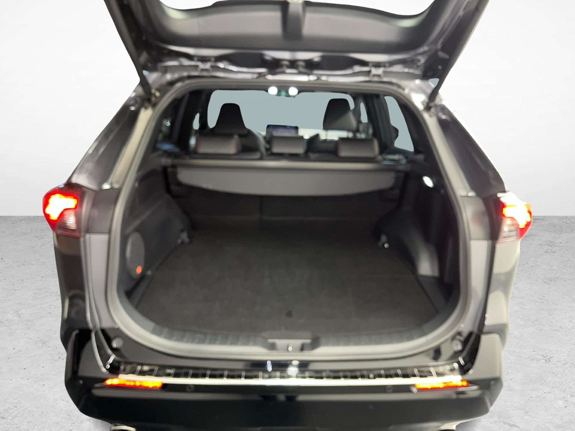 TOYOTA RAV4 2.5 Plug-In-Hybrid Premium-image-13