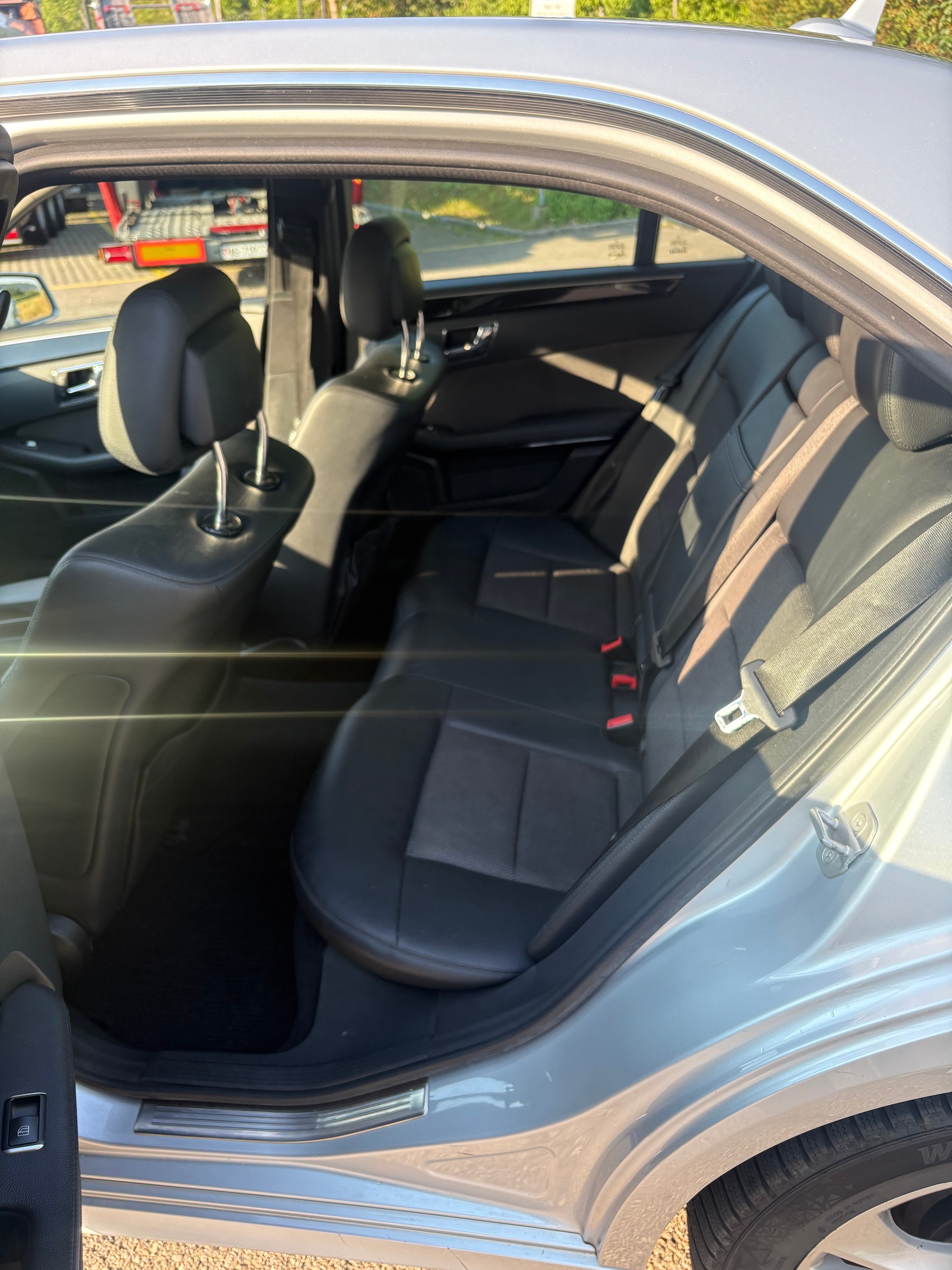 MERCEDES-BENZ E 200 CDI BlueEfficiency Elégance Automatic Neue MFK-image-6