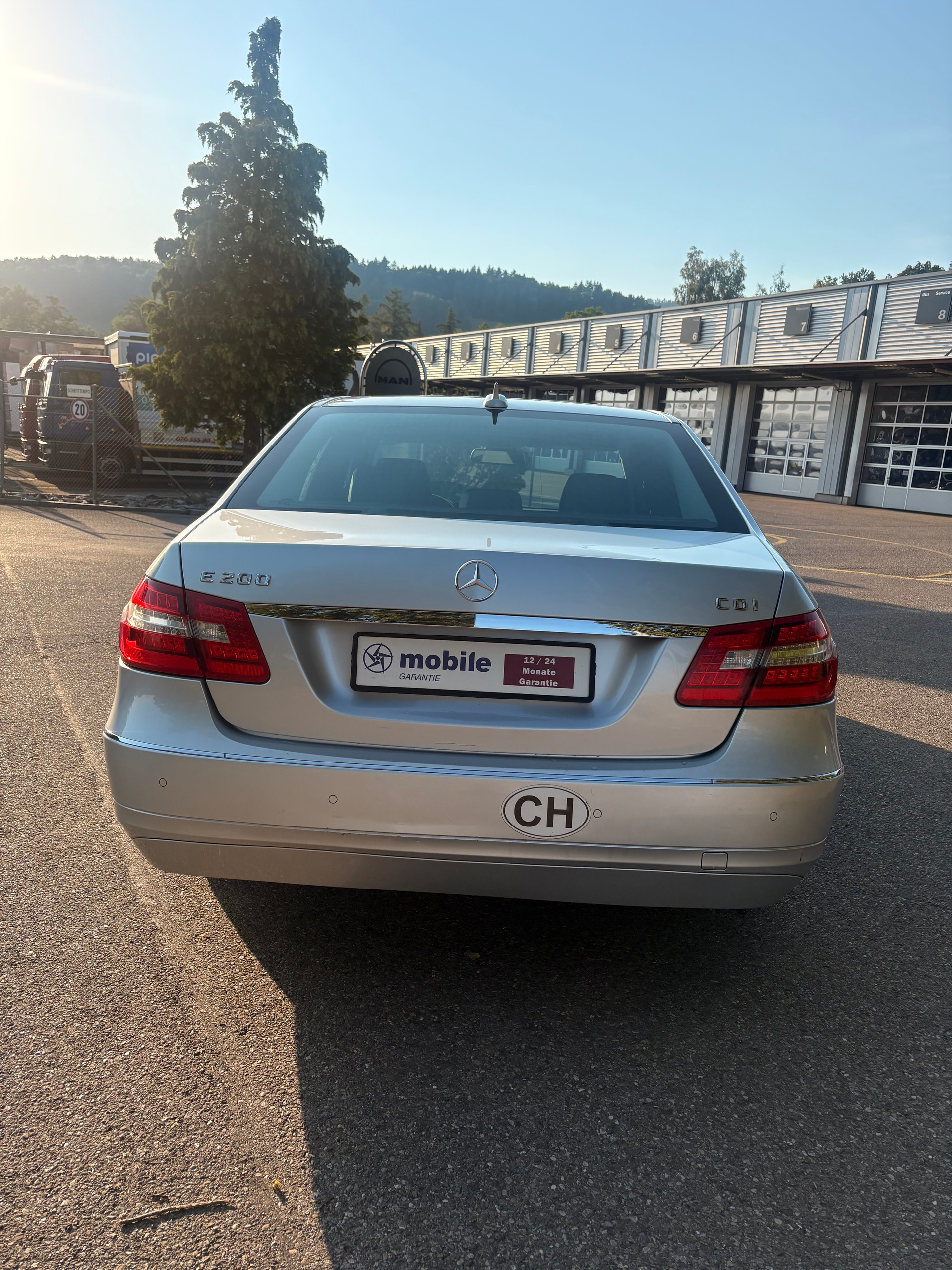 MERCEDES-BENZ E 200 CDI BlueEfficiency Elégance Automatic Neue MFK-image-3