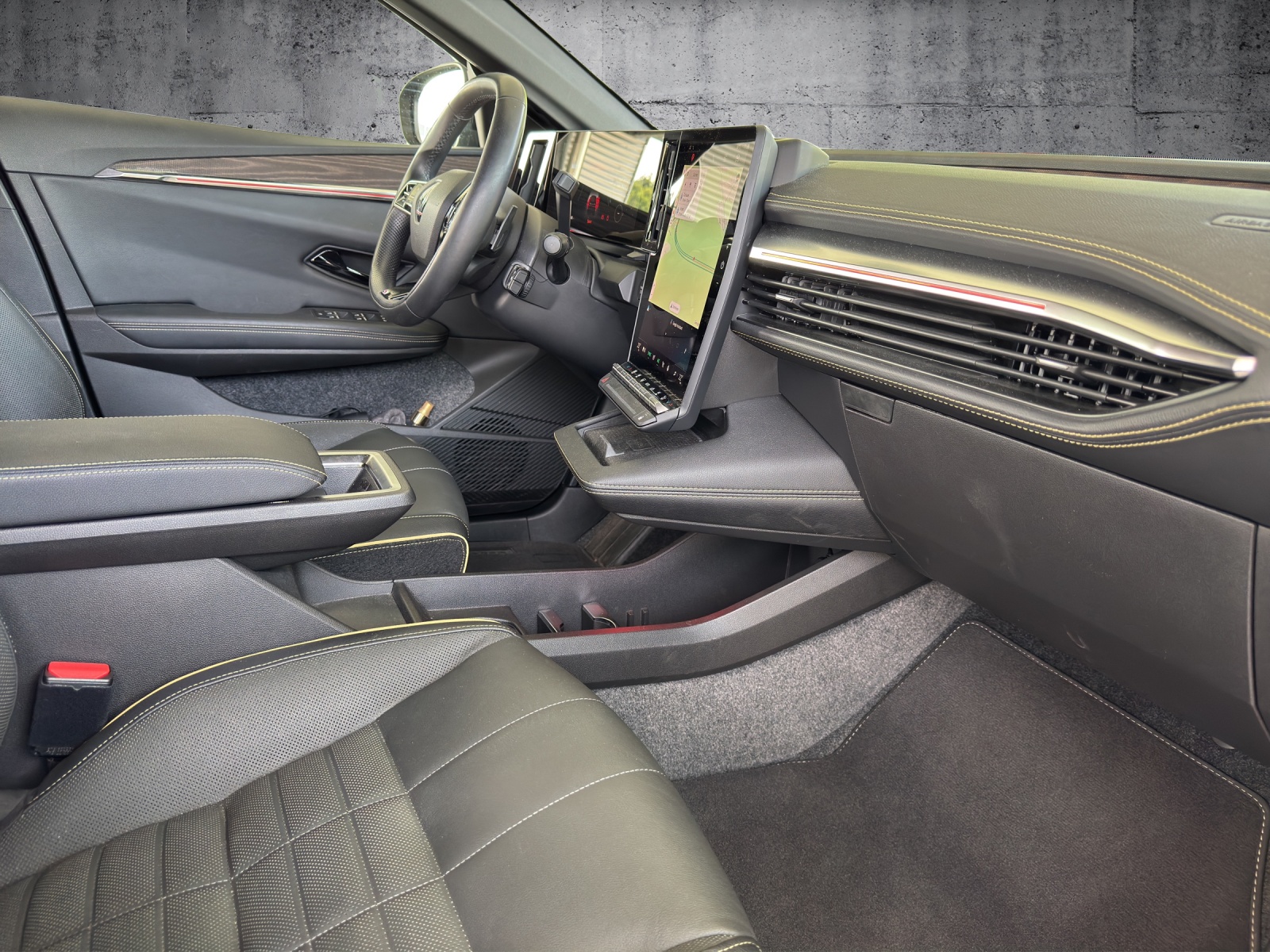 RENAULT Mégane E-TECH EV60 Iconic *Leder*Harman Kardon*-image-22