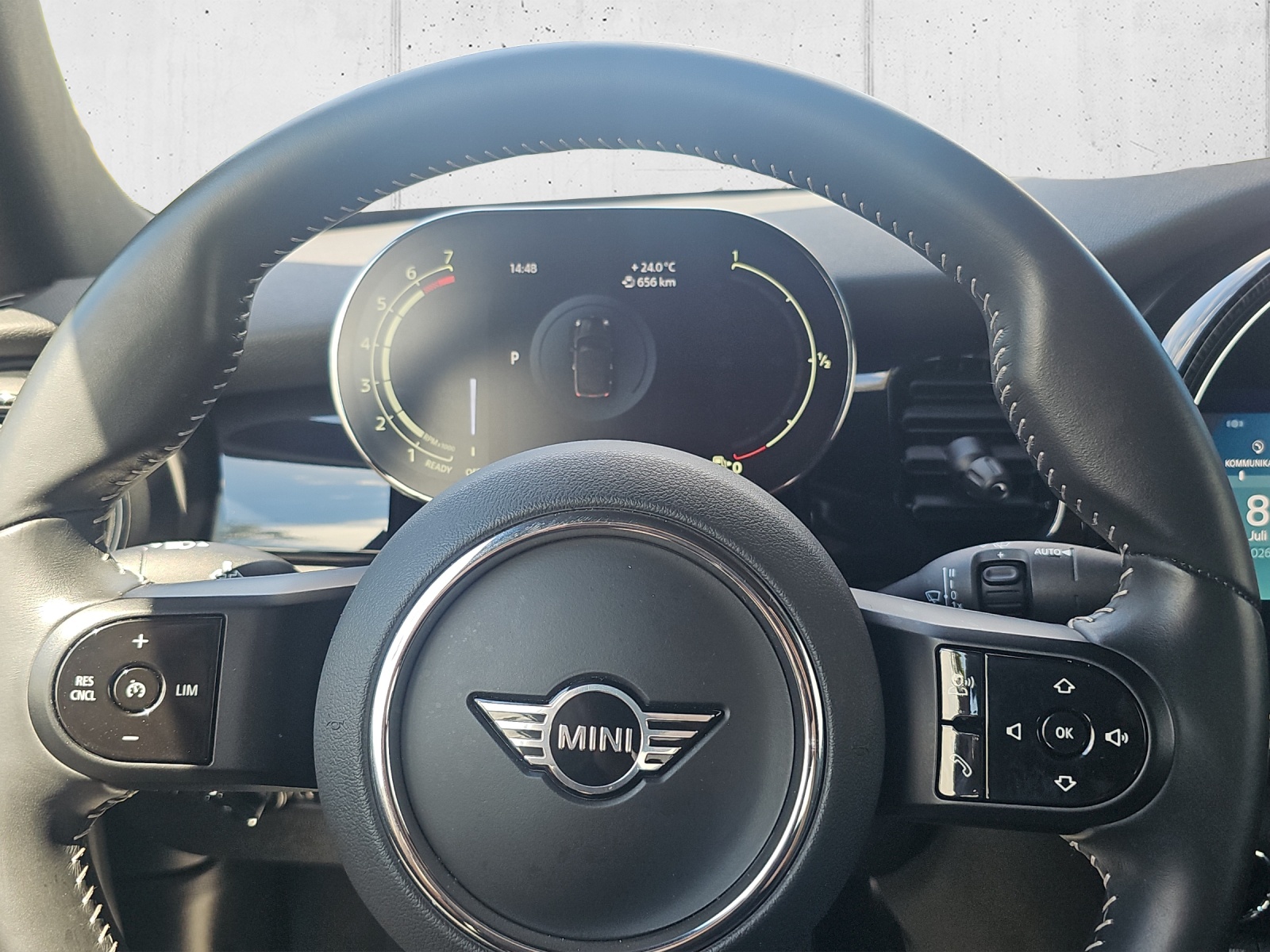 MINI Cooper Cabriolet DKG-image-12