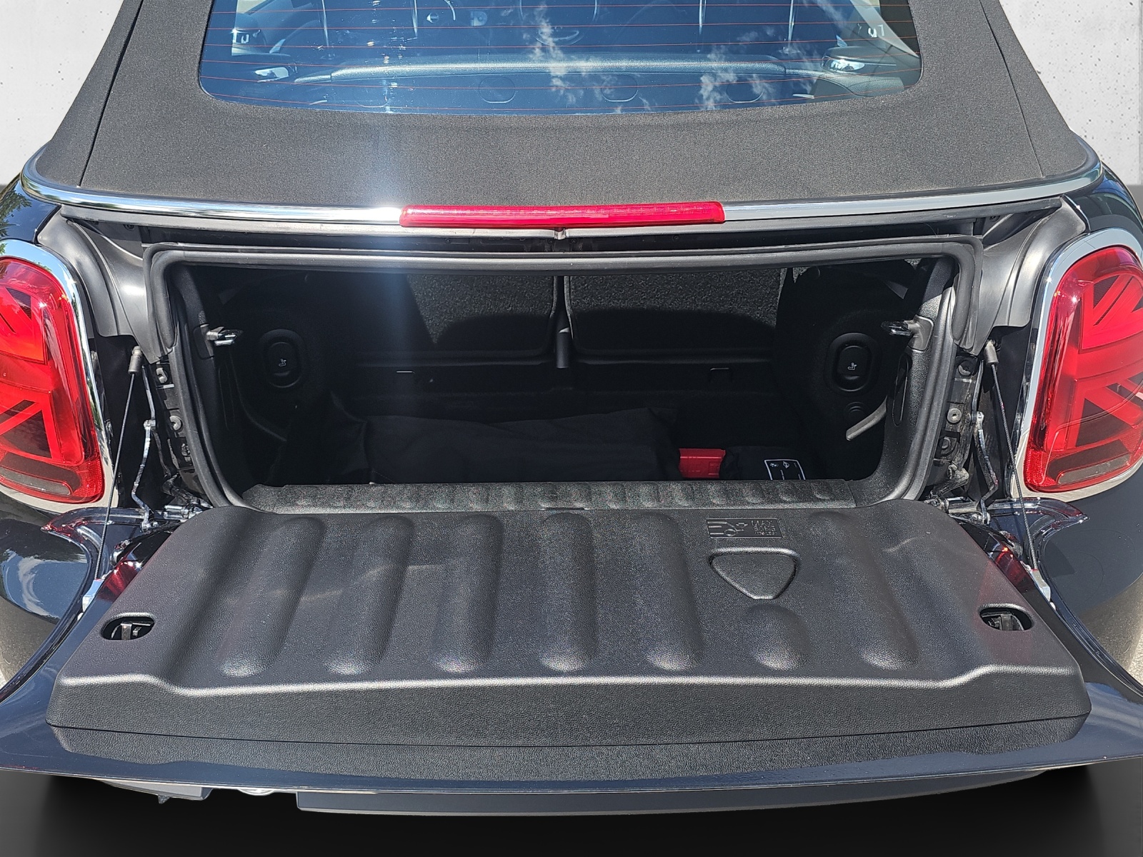 MINI Cooper Cabriolet DKG-image-15