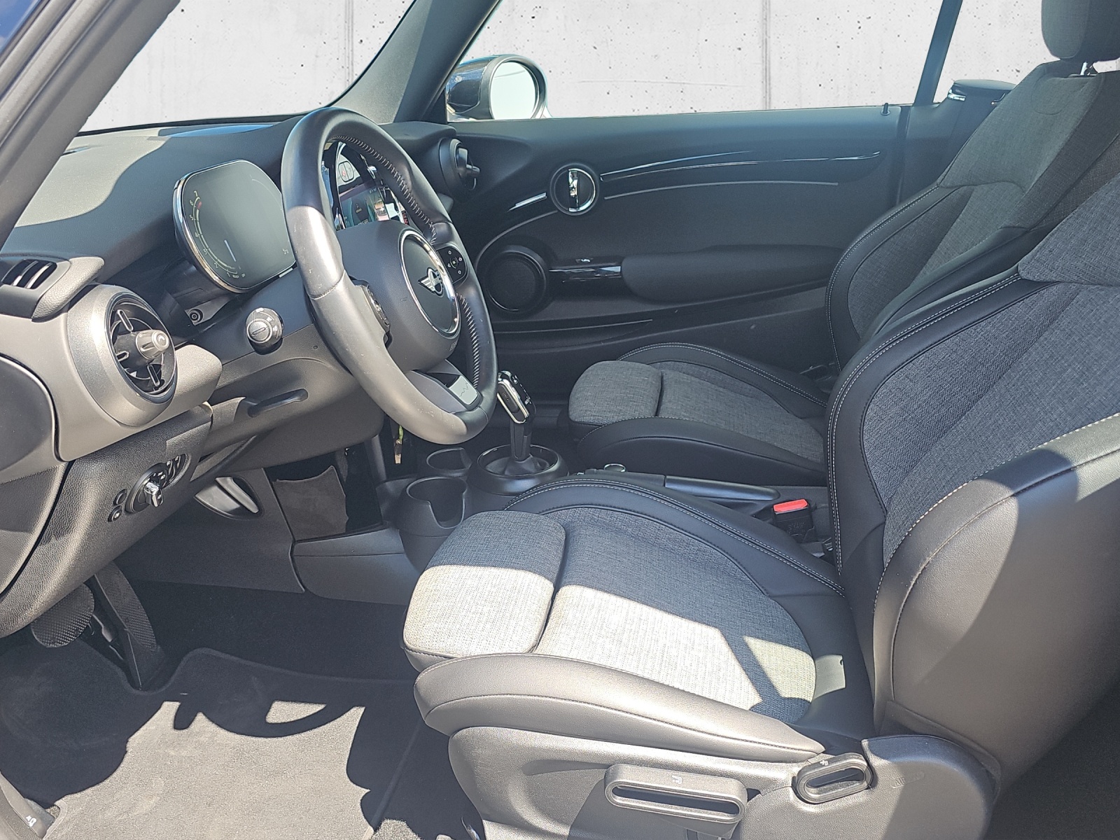 MINI Cooper Cabriolet DKG-image-9