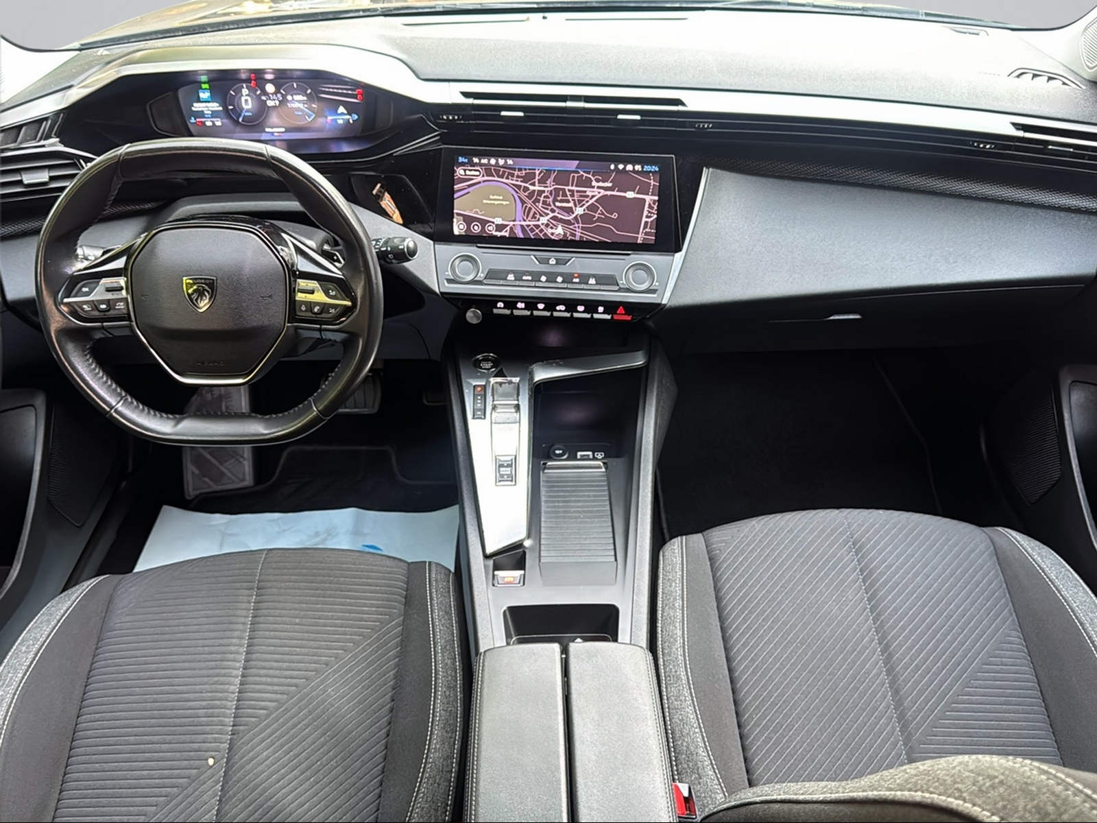 PEUGEOT 308 SW 1.2 Pure Tech Active Pack EAT8-image-8