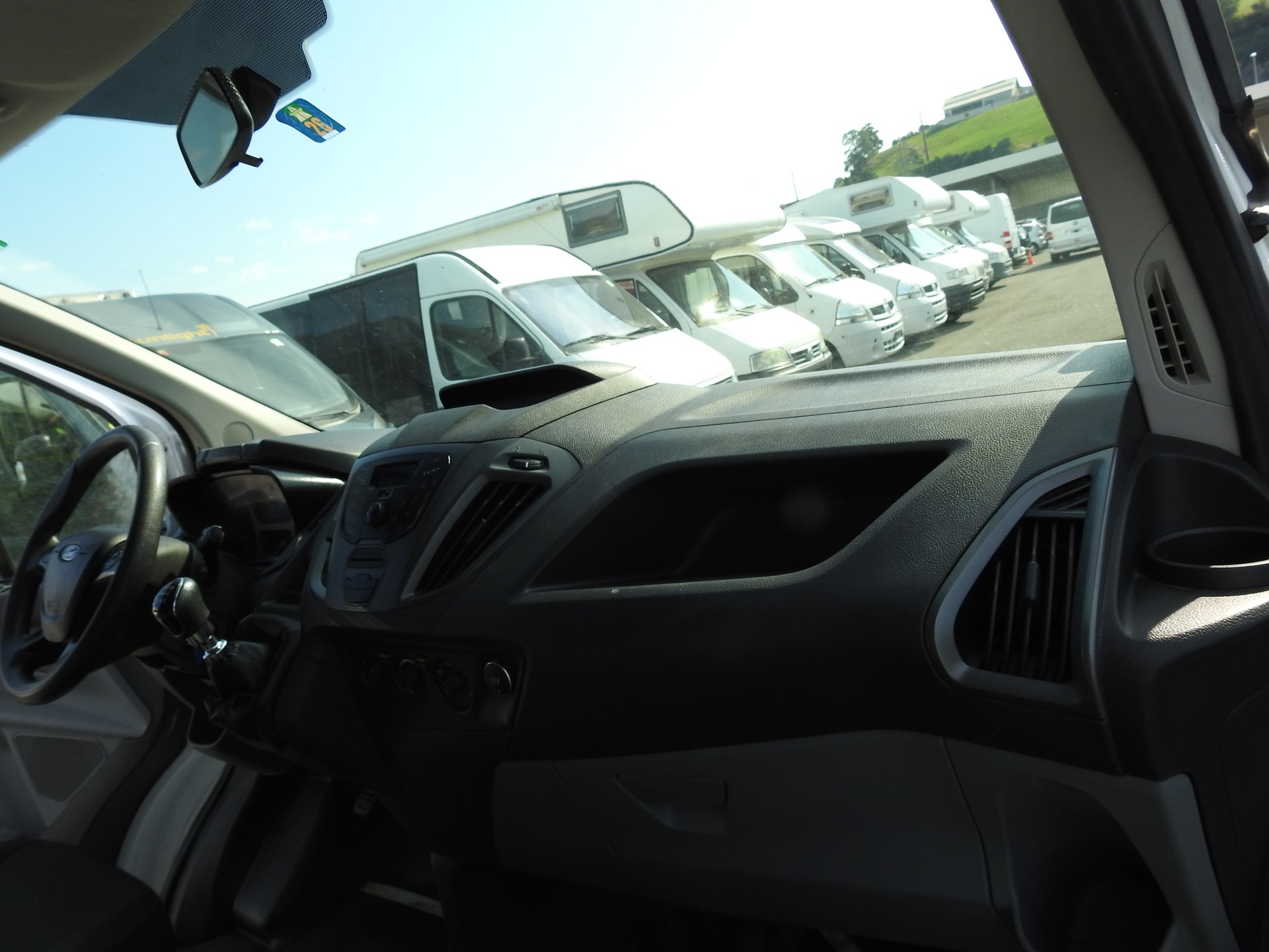 FORD Transit Custom Van 270 L1H1 Ambiente-image-15