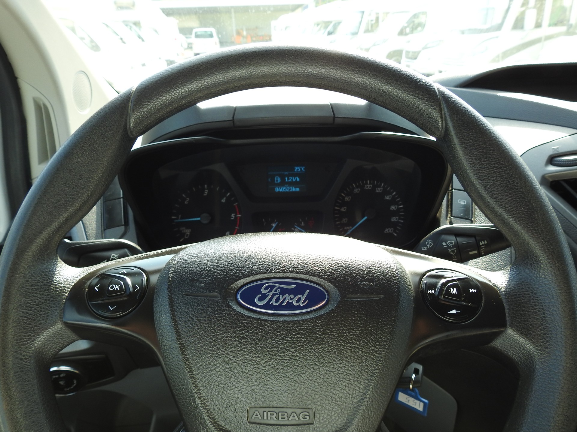 FORD Transit Custom Van 270 L1H1 Ambiente-image-24