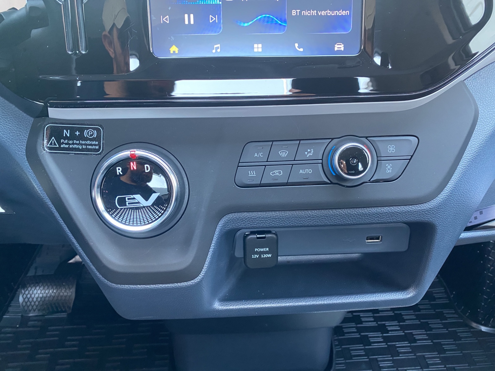 MAXUS eDELIVER 3 50kWh Brücke-image-15