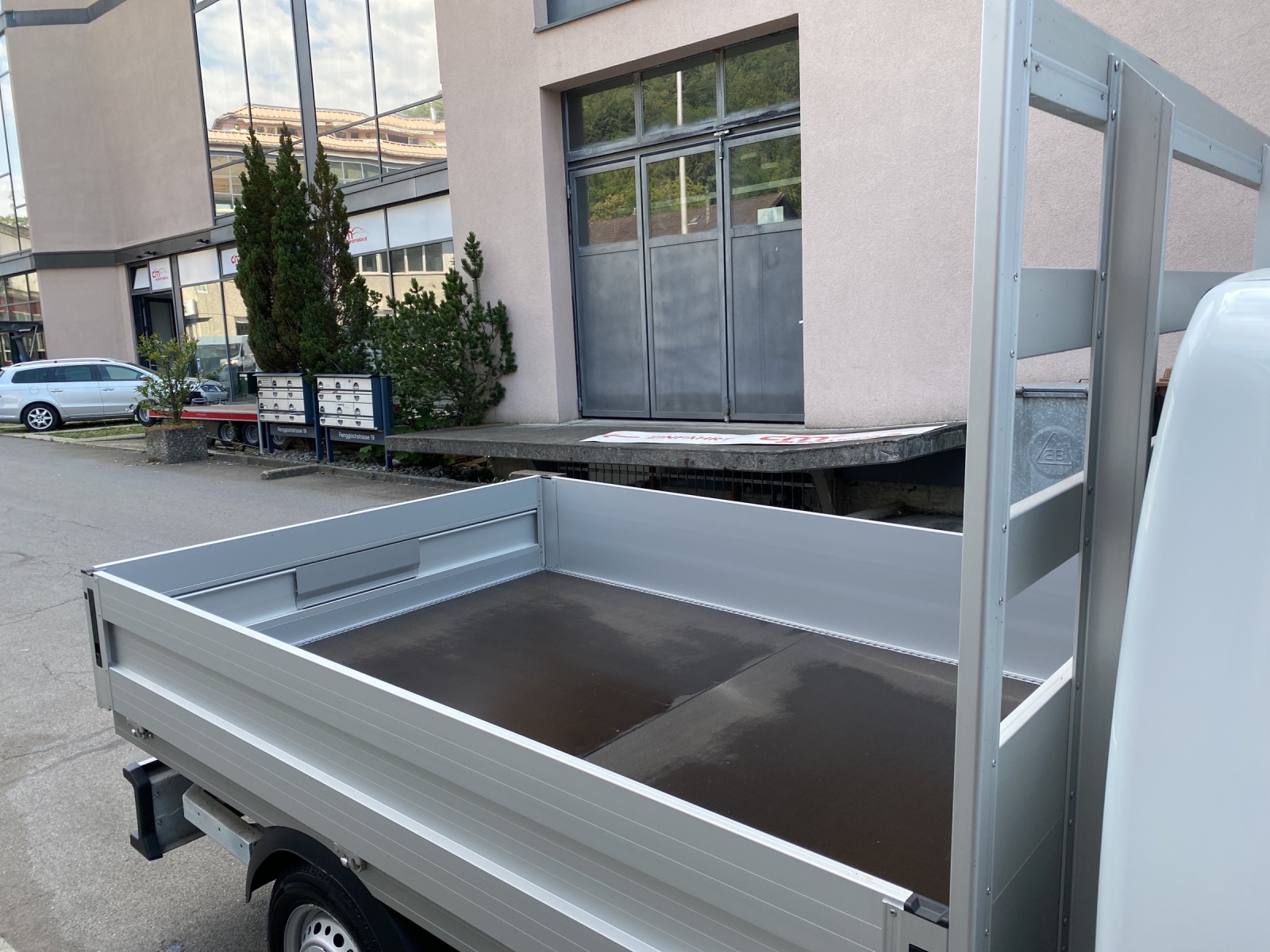 MAXUS eDELIVER 3 50kWh Brücke-image-17