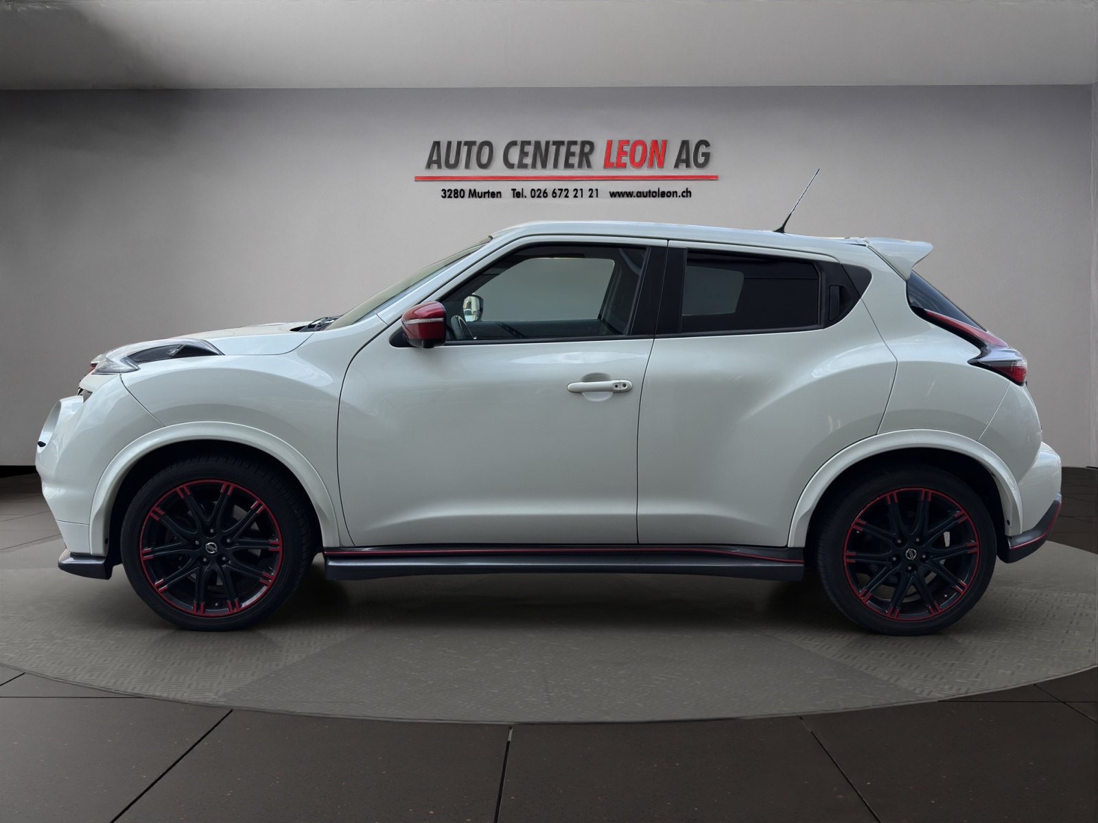 NISSAN Juke 1.6 DIG-T Nismo RS 4x4 Xtronic M-CVT-image-2