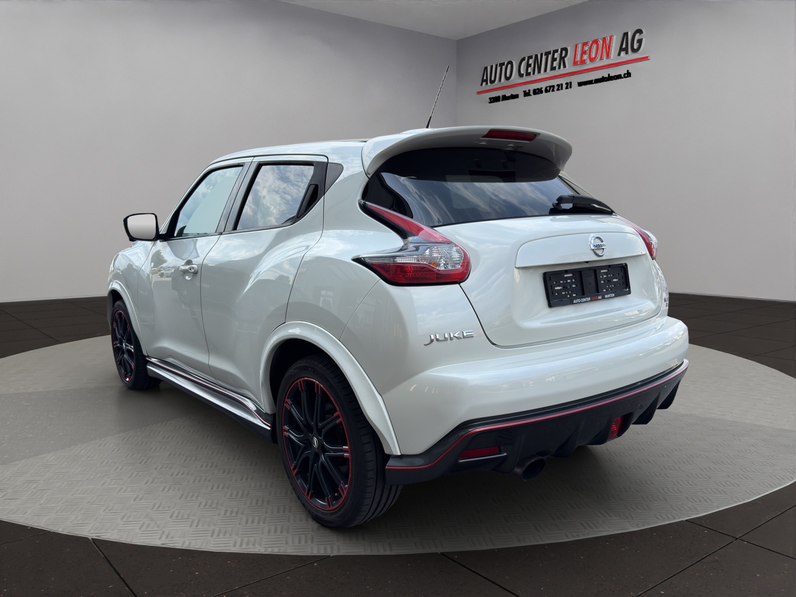NISSAN Juke 1.6 DIG-T Nismo RS 4x4 Xtronic M-CVT-image-3
