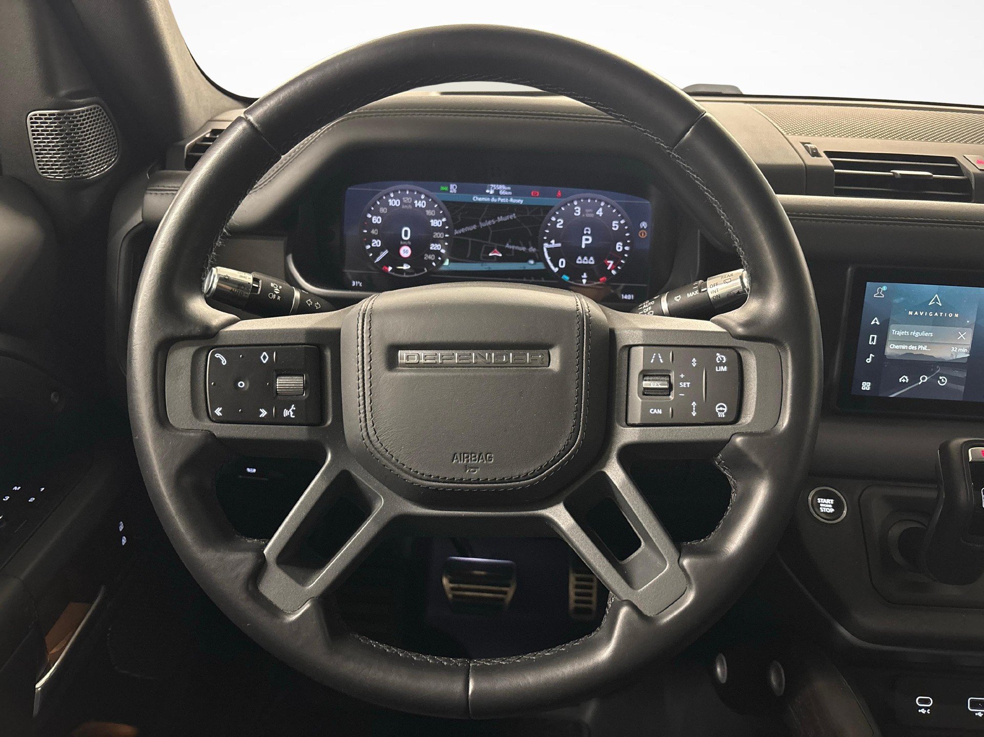 LAND ROVER Defender 110 3.0 I6 X-image-13