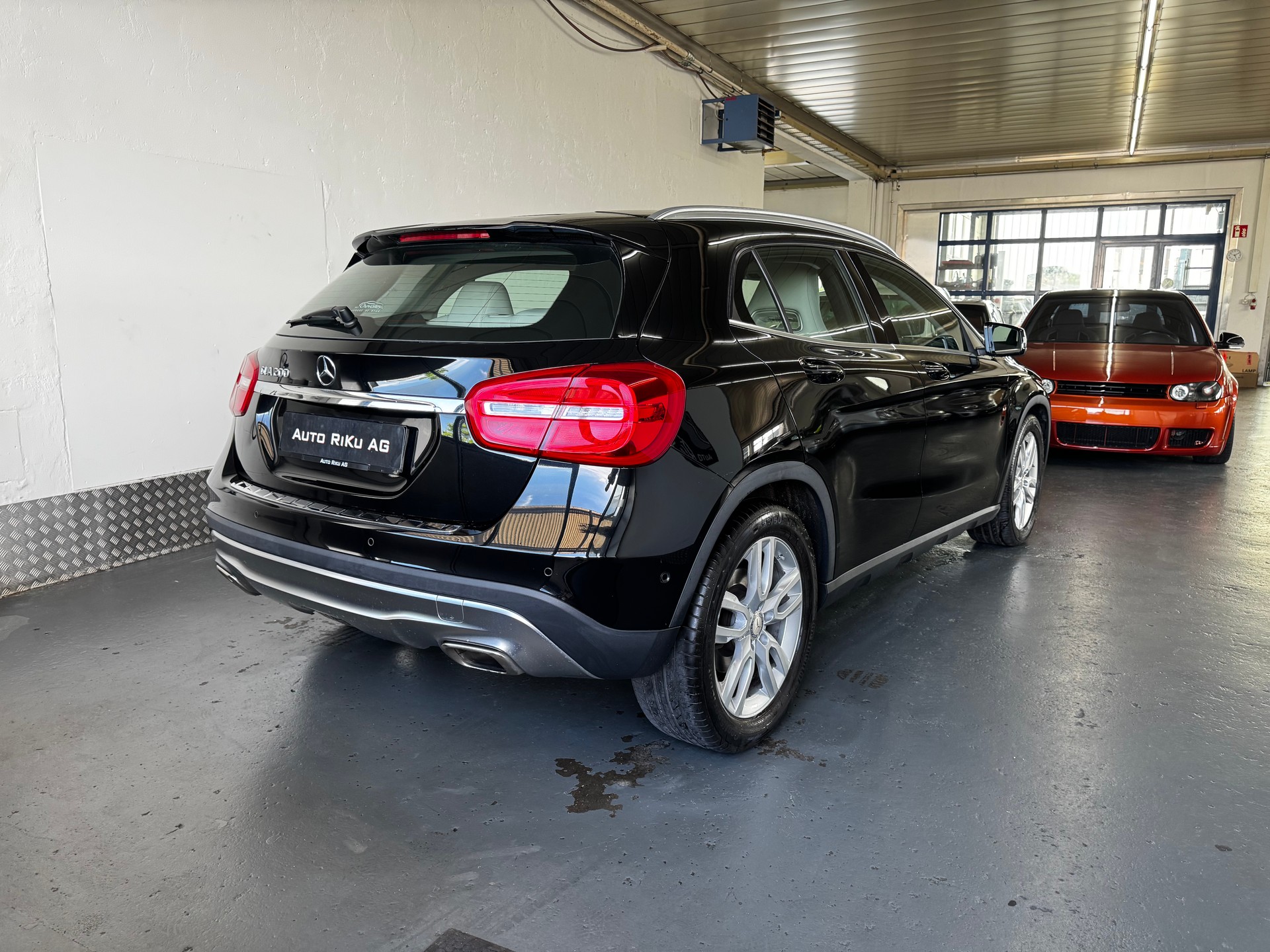 MERCEDES-BENZ GLA 200 Night Star 7G-DCT-image-8