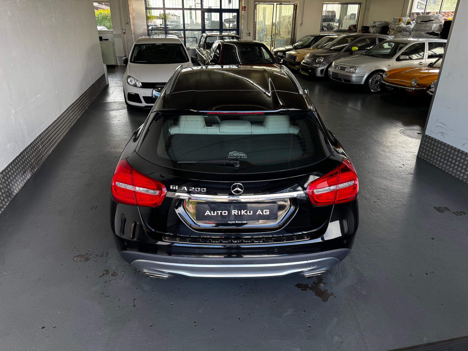 MERCEDES-BENZ GLA 200 Night Star 7G-DCT-image-9