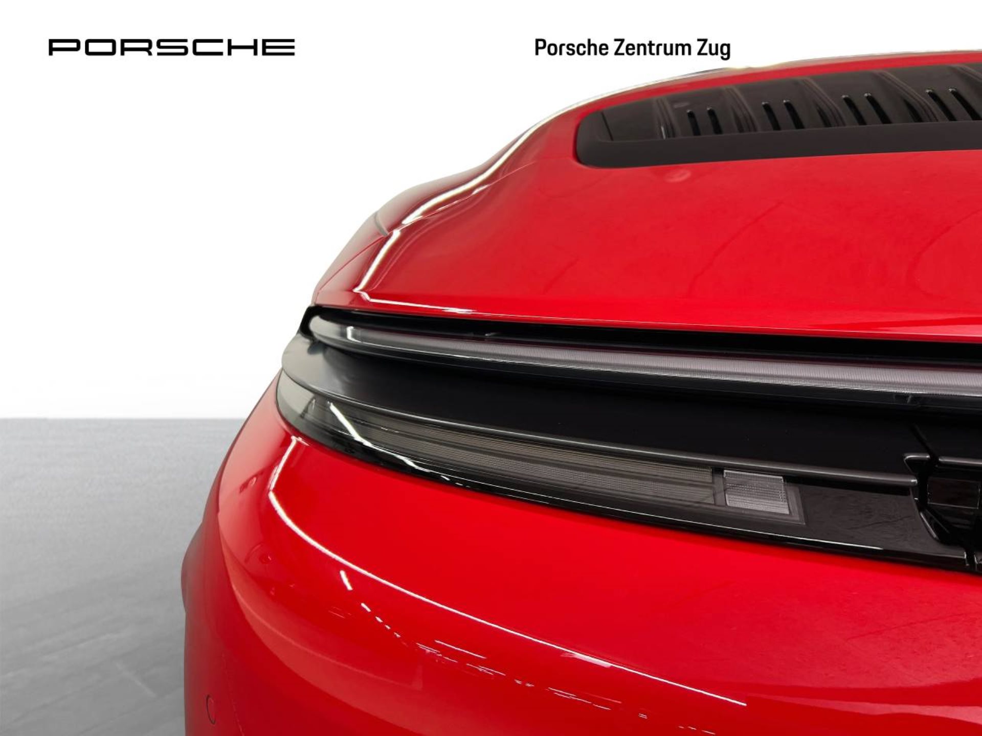 PORSCHE 911 Carrera GTS Cabriolet-image-13