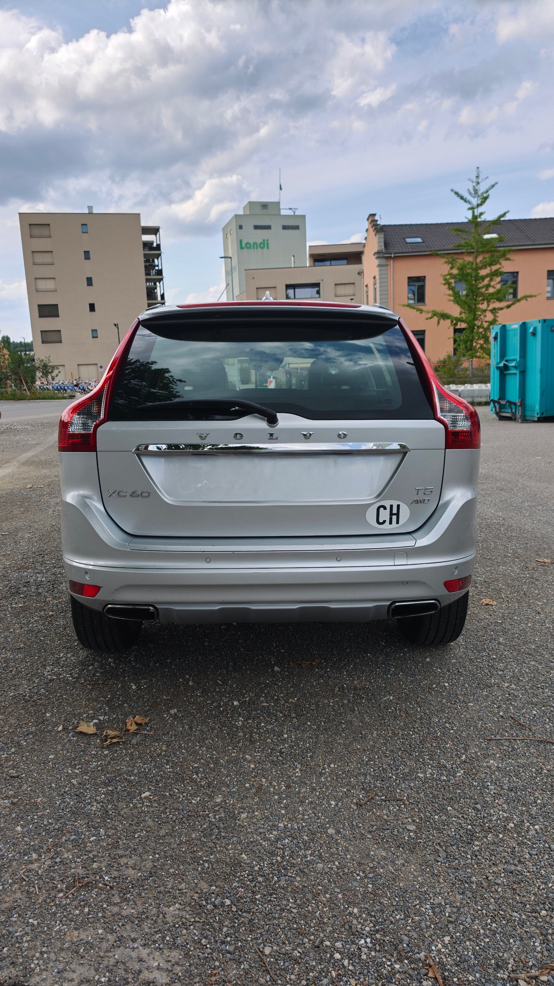 VOLVO 2.0 T5 Summum AWD S/S-image-2