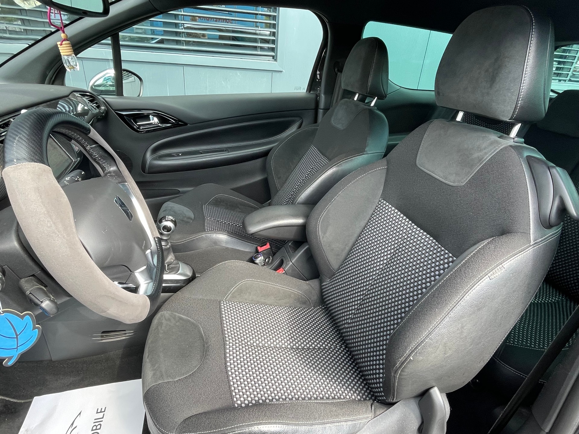 DS AUTOMOBILES DS3 1.6 THP Sport Chic-image-11