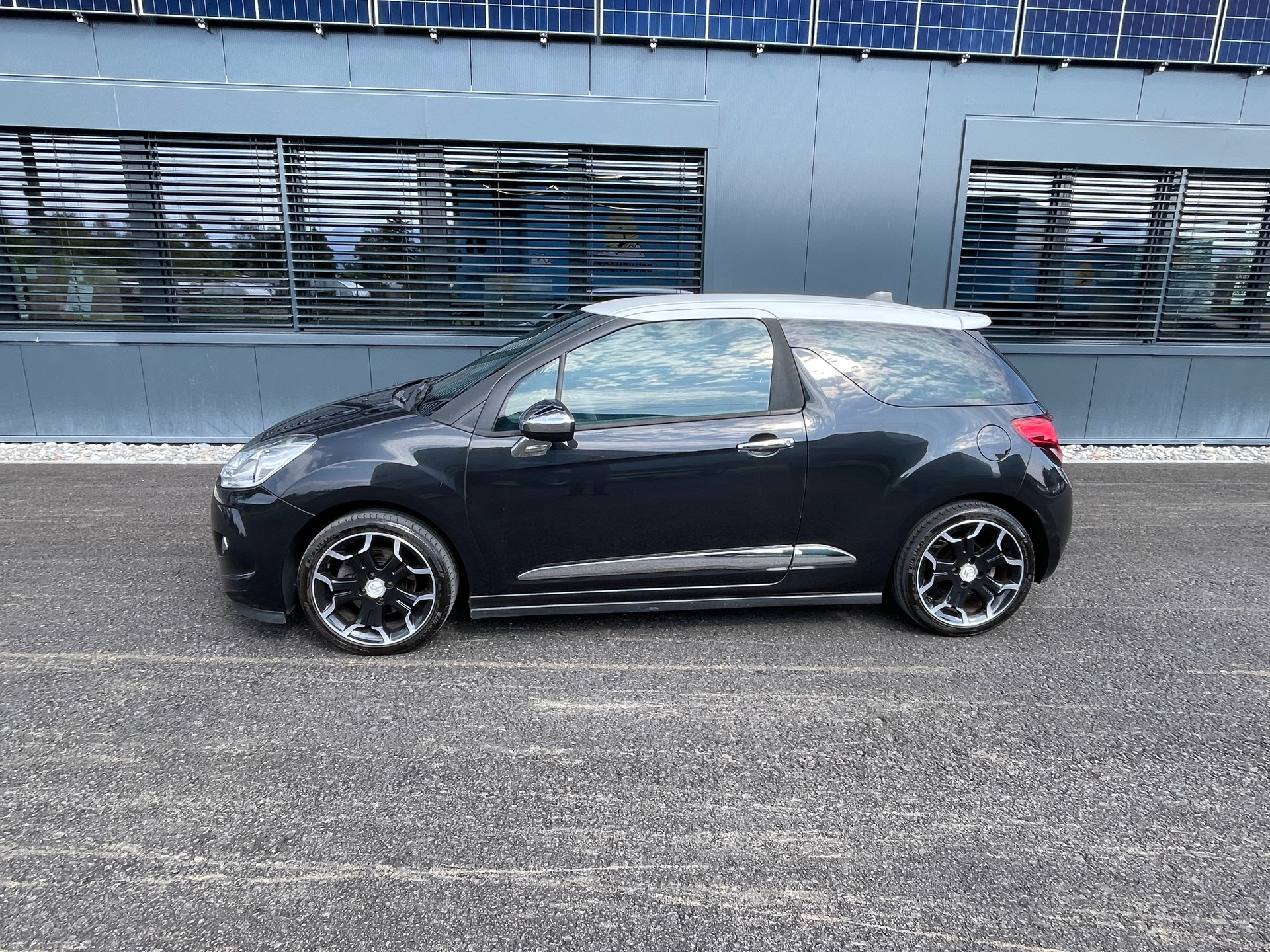 DS AUTOMOBILES DS3 1.6 THP Sport Chic-image-5