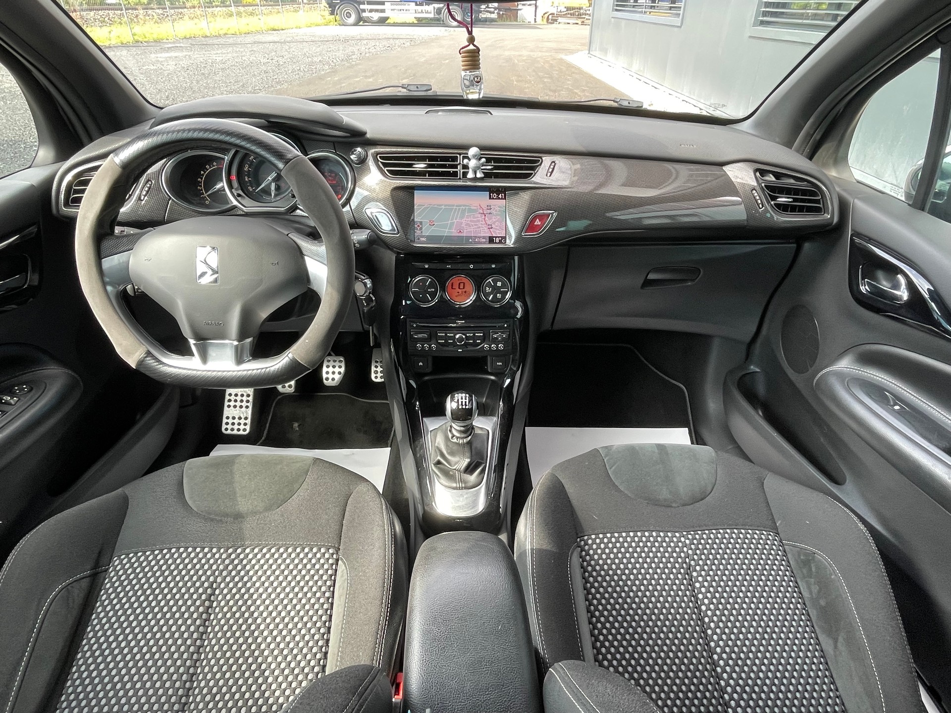 DS AUTOMOBILES DS3 1.6 THP Sport Chic-image-8
