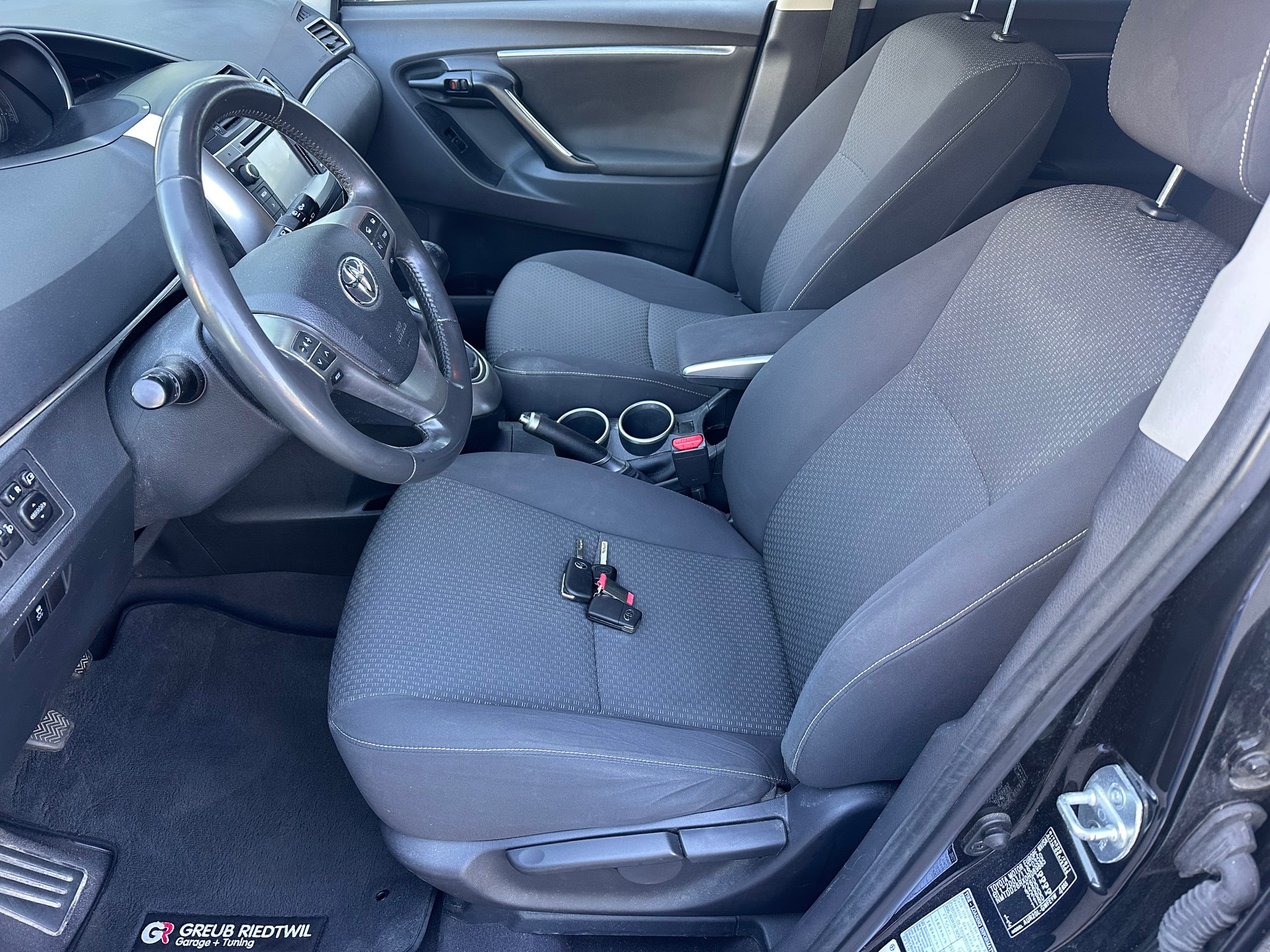 TOYOTA Verso 2.0 D-4D Luna-image-6